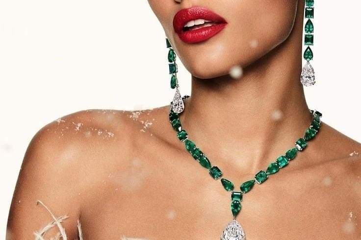 Emerald jewelry for sale as Rings, Earrings, Beads & Necklace | Jewelfields