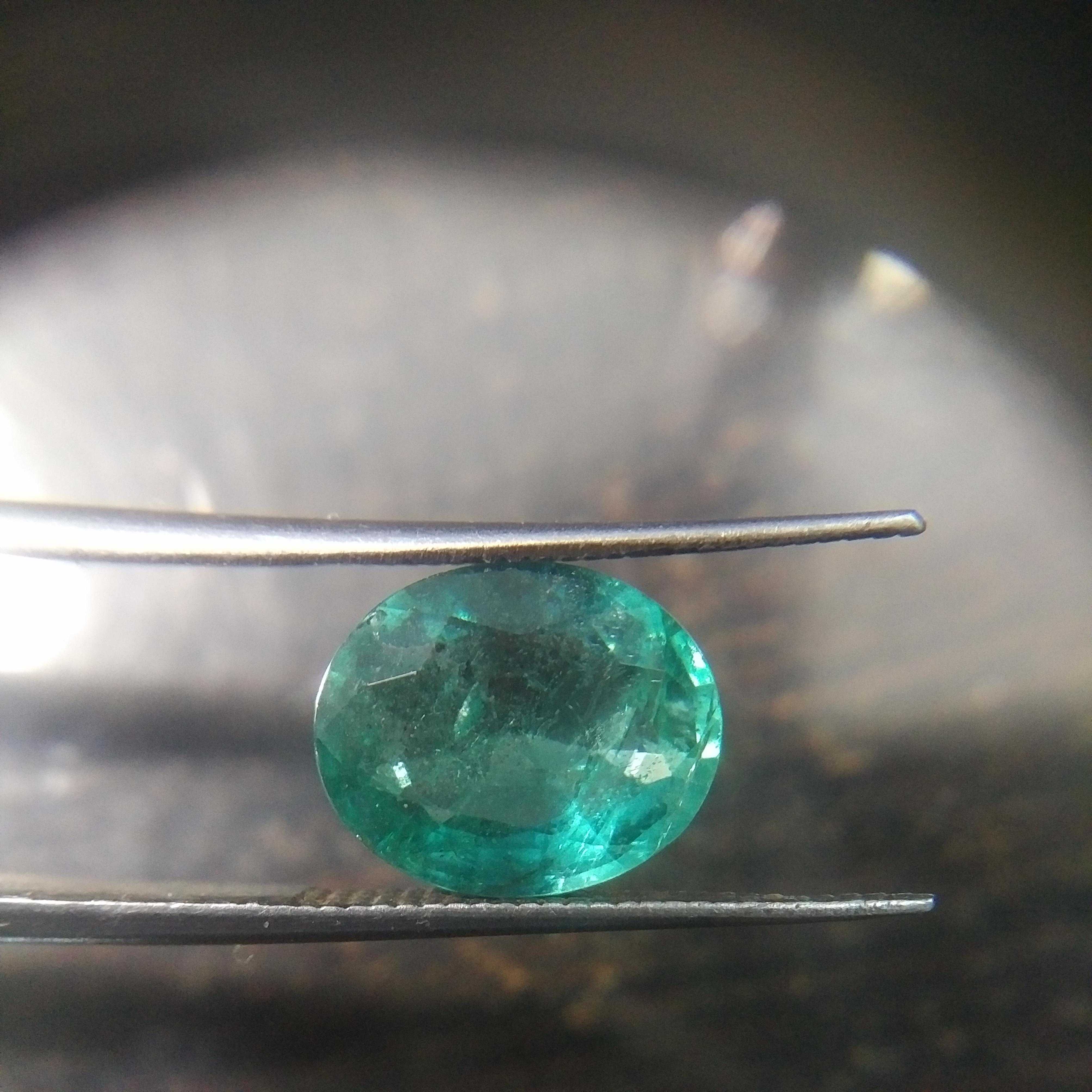 2.95ct certified bluish bright green oval Zambian emerald stone