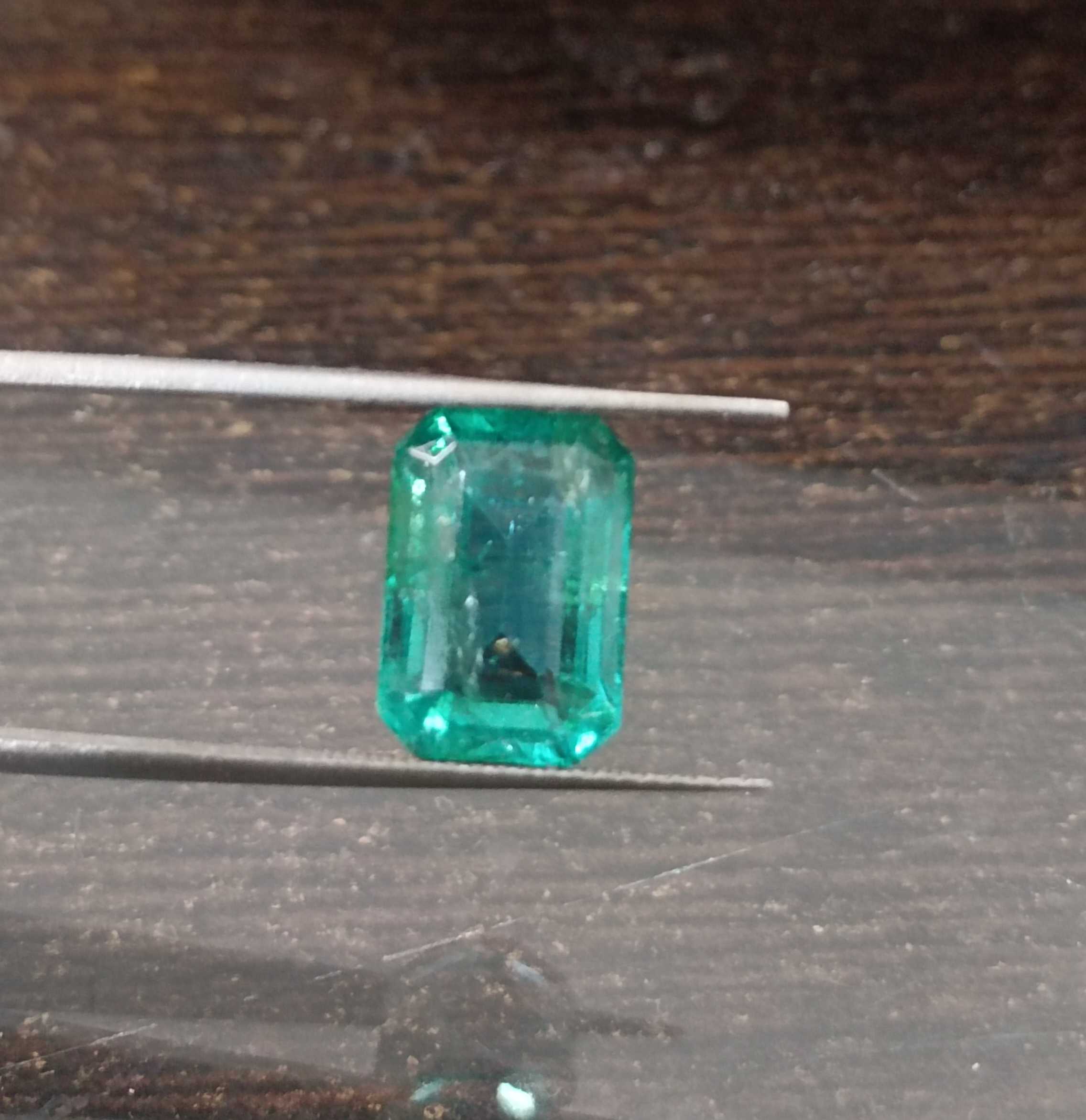 4.04ct GJEPC certified natural algae green emerald cut emerald stone