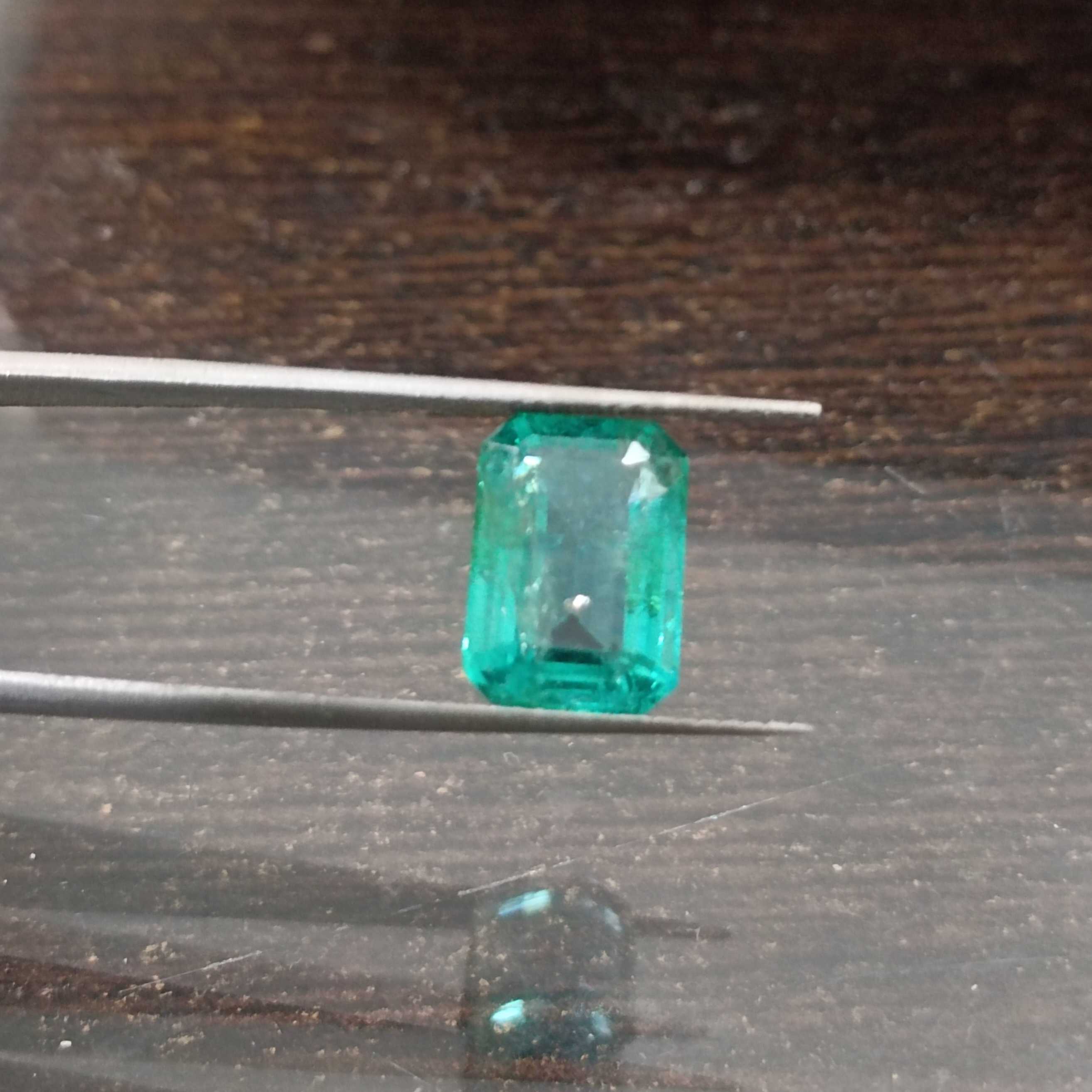 4.04ct GJEPC certified natural algae green emerald cut emerald stone