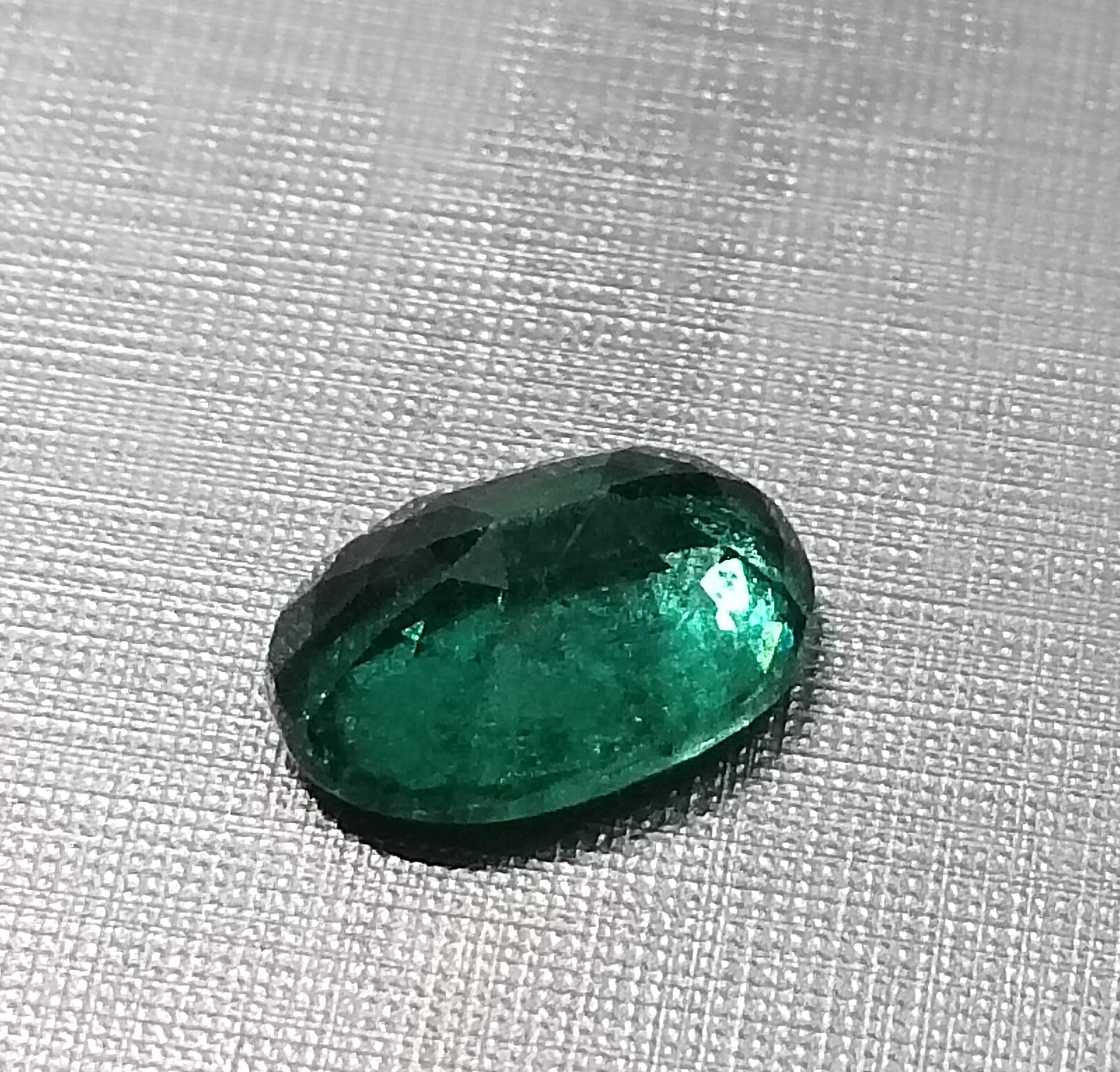 3.33ct GSI certified crystal very deep green oval shape Zambian emerald gemstone 