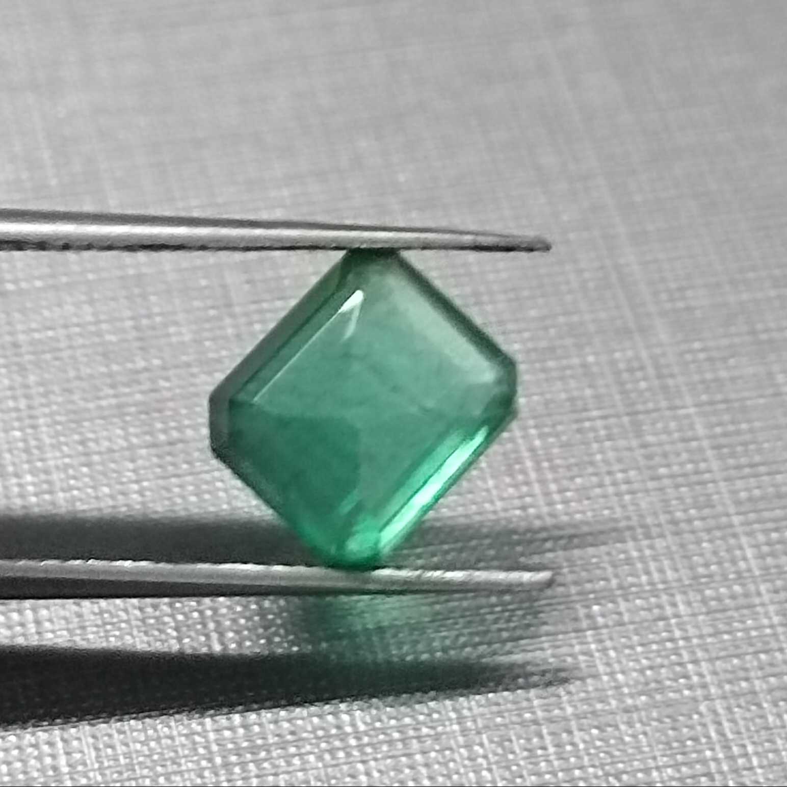 5.47ct 2 pcs octagon deep green emerald parcel