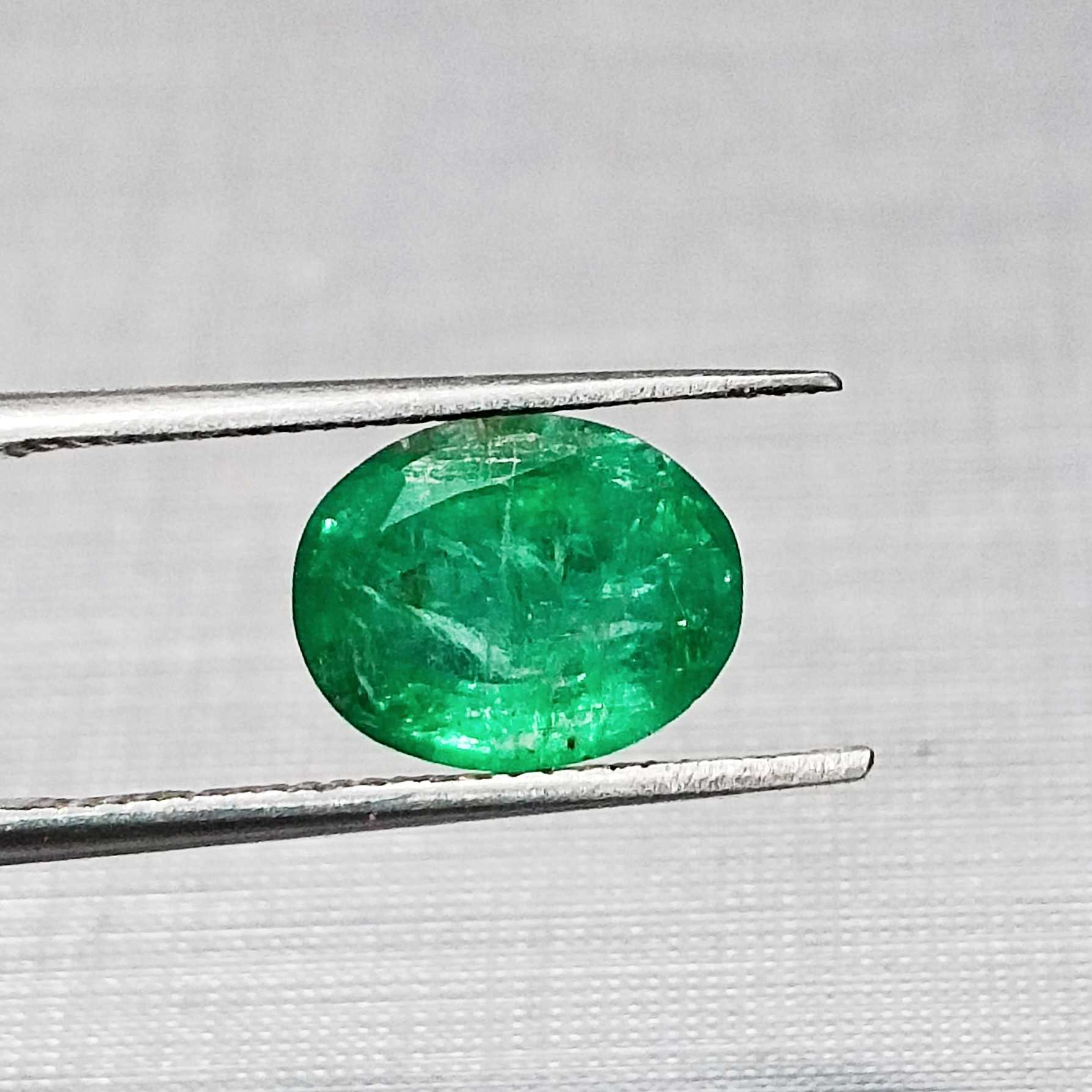 1.82ct deep vivid green oval cut emerald stone/