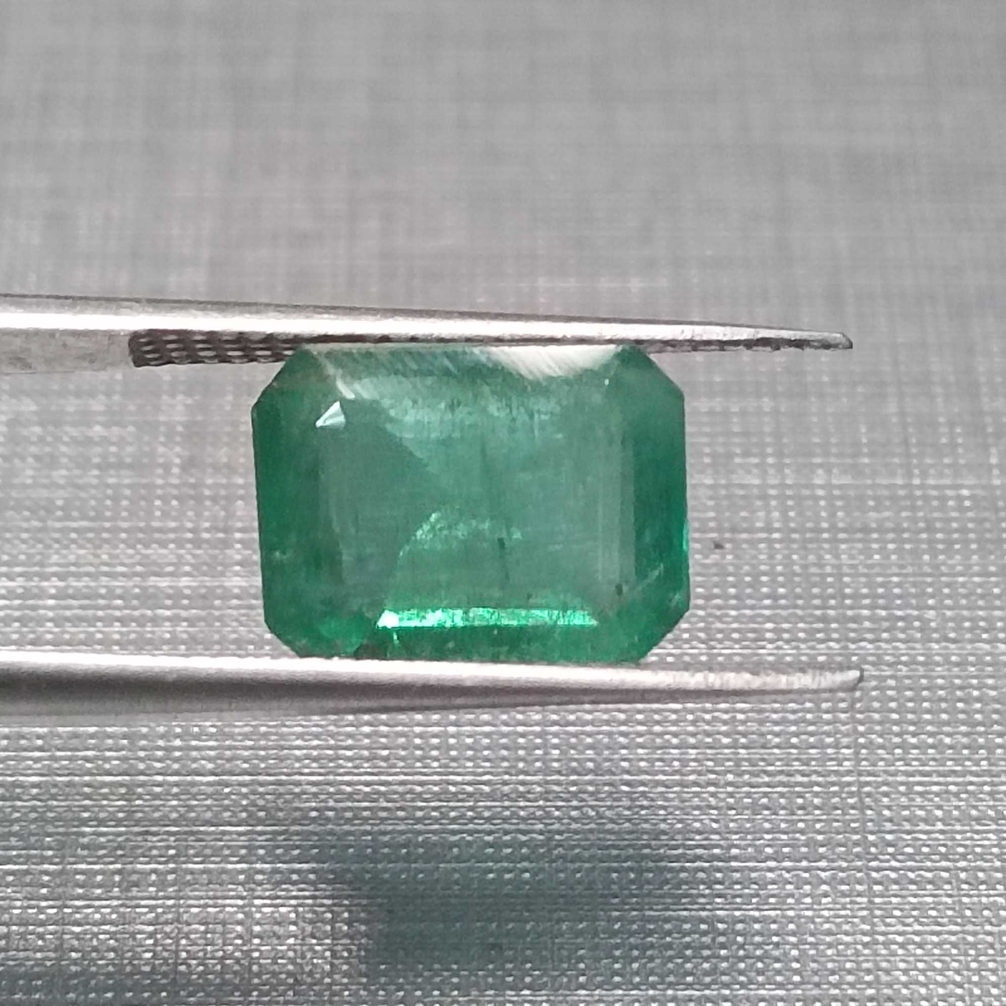 2.58ct Pakistan green color emerald cut emerald