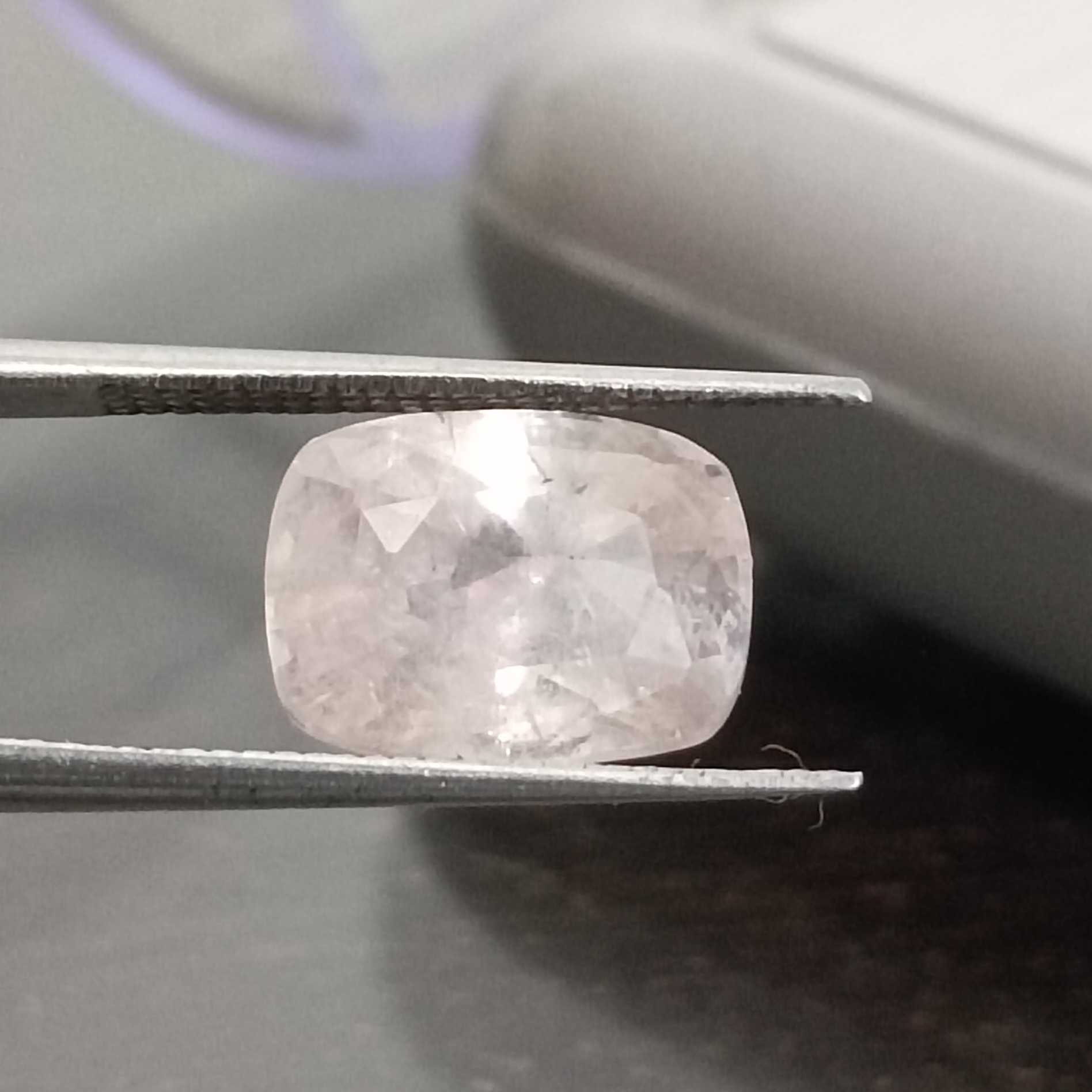 4.87ct light orangish pink unheated cushion shape sapphire certified 