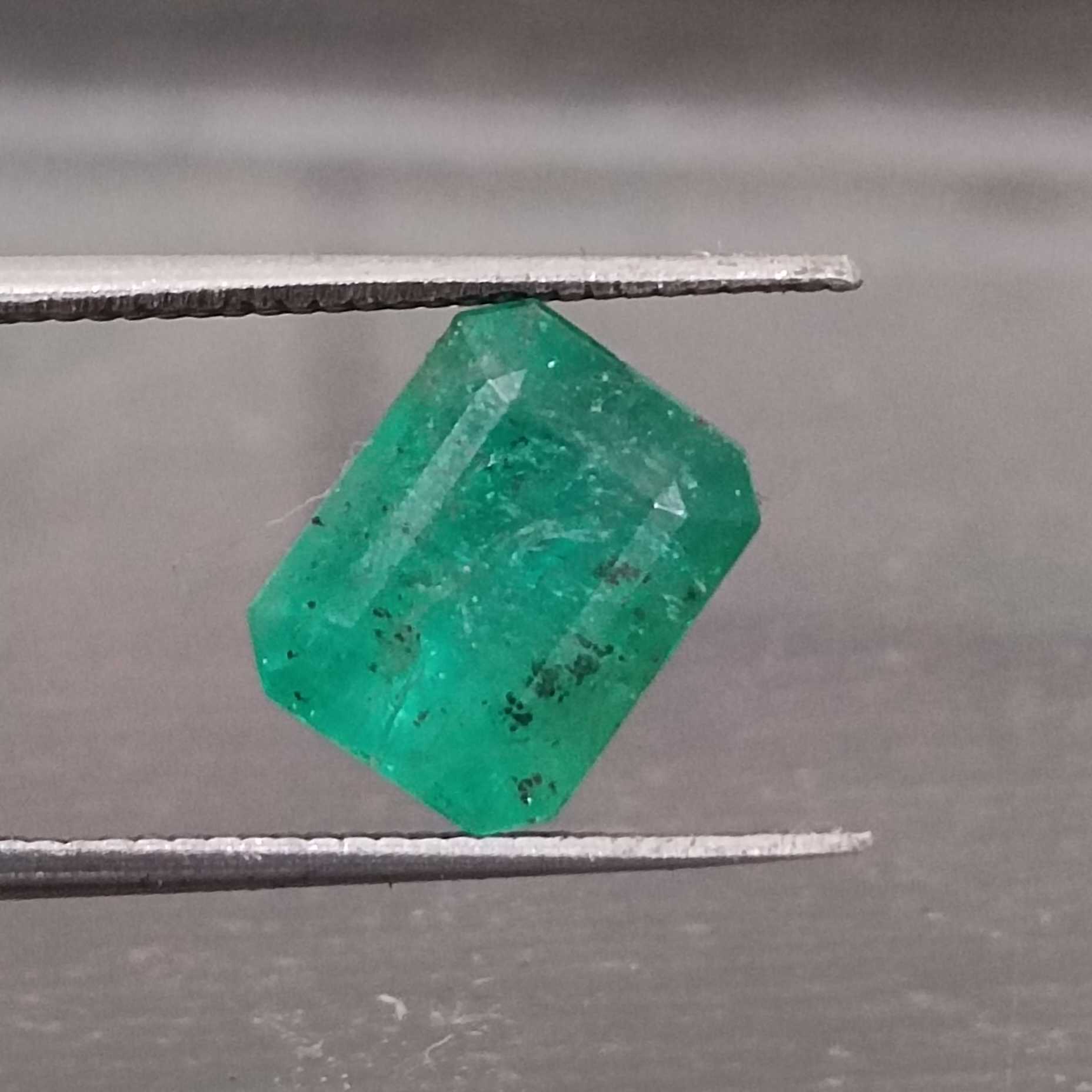 3.06ct GSI certified medium green emerald cut emerald stone/