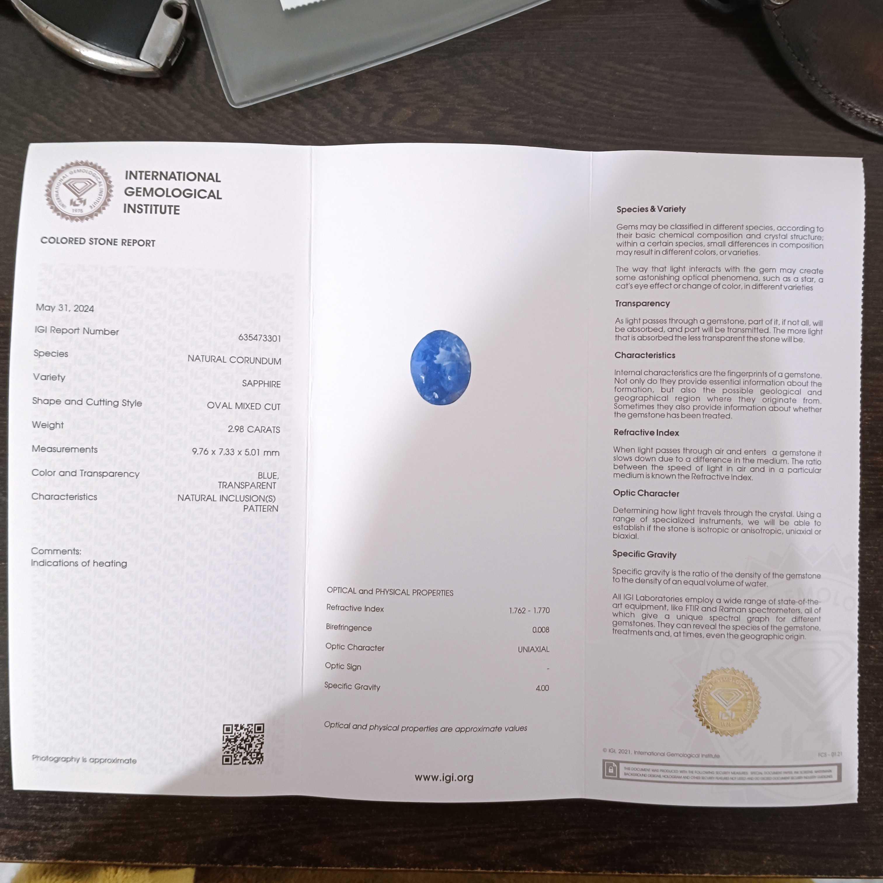 2.98ct IGI certified vivid cornflower blue oval Ceylon sapphire  gemstone