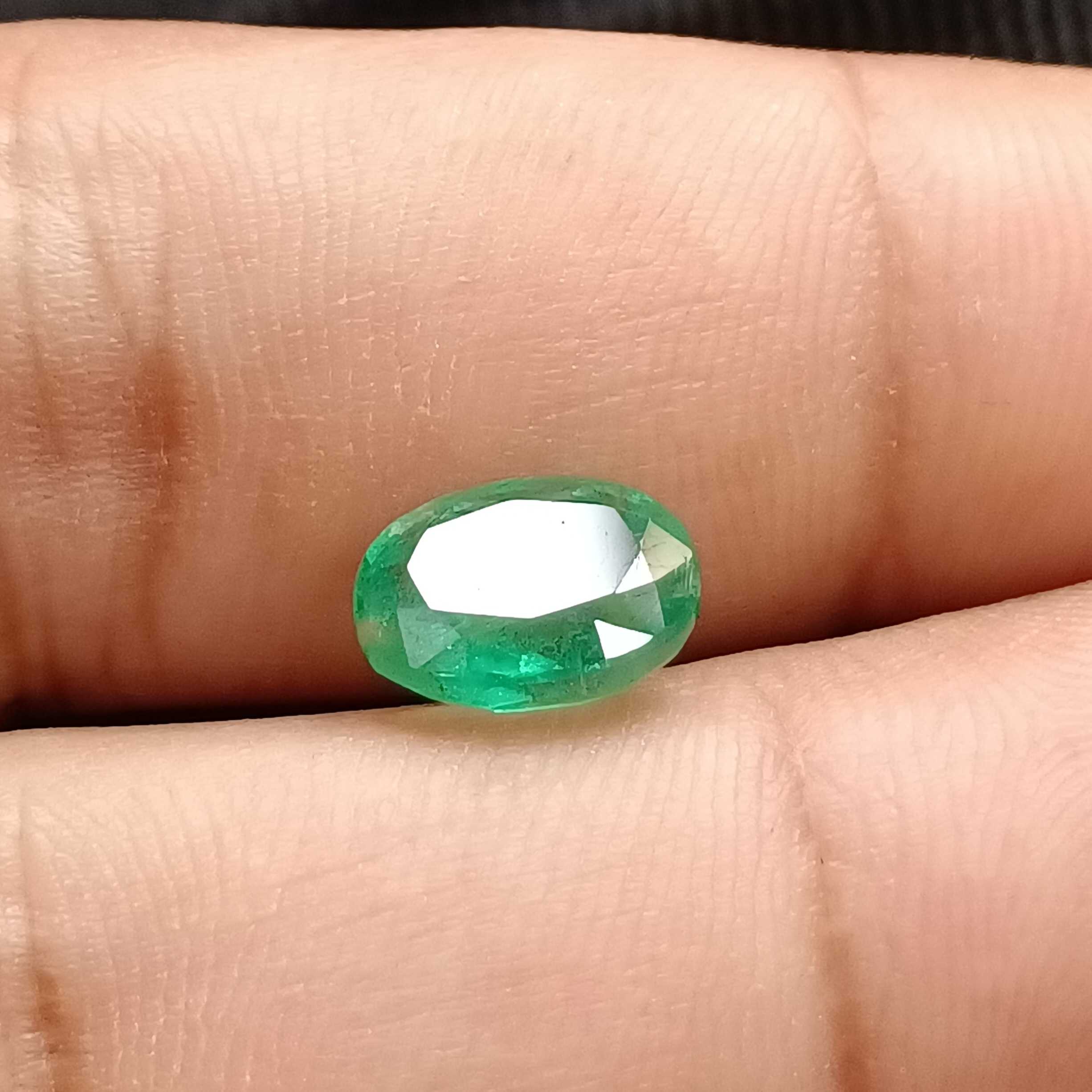 2.57 GSI certified medium deep green oval cut emerald gemstone 
