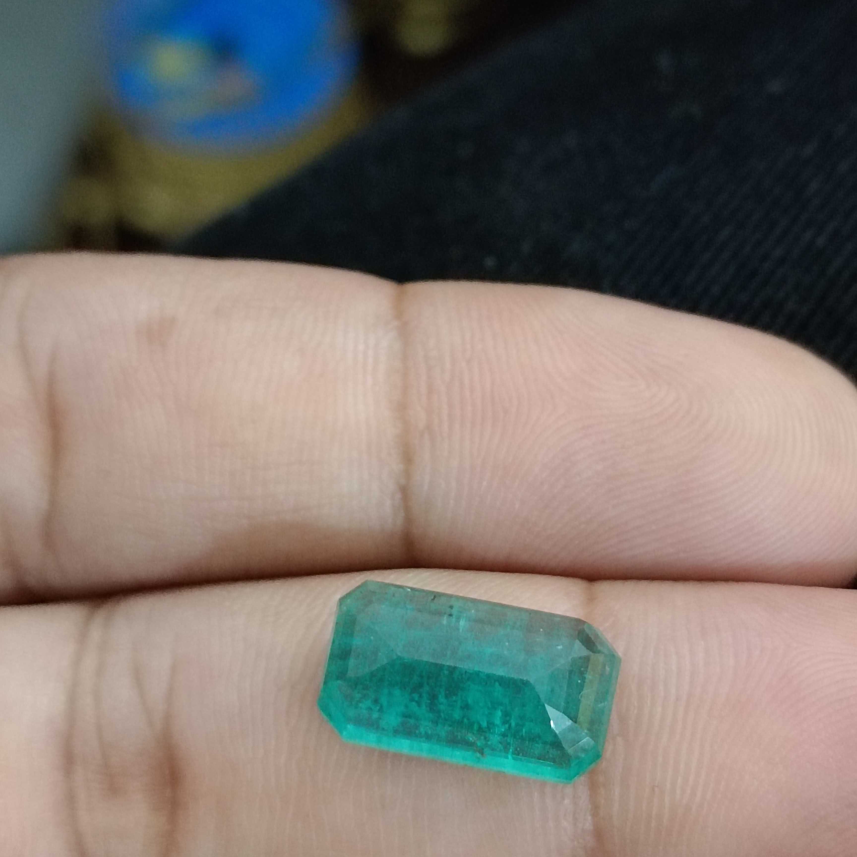 5.80 carat transparent bluish green Zambian emerald gem 