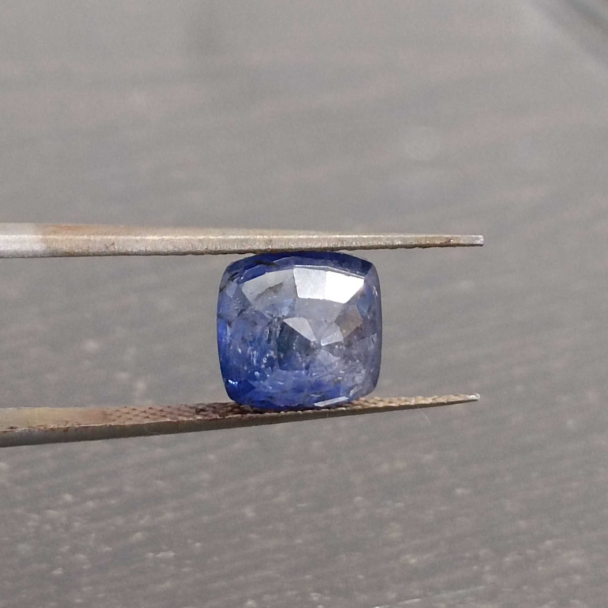 3.44ct AGR certified deep blue cushion cut sapphire gem H
