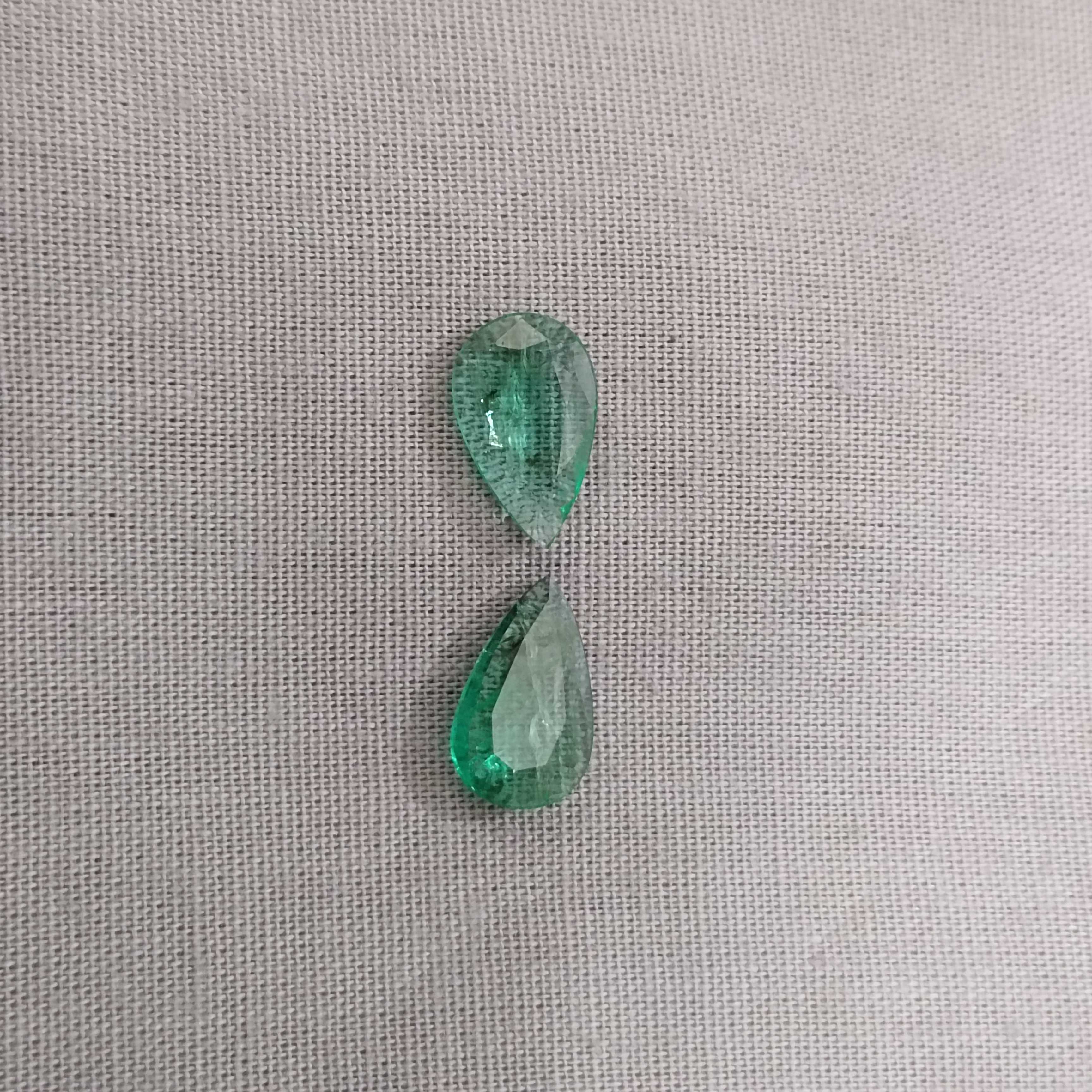 3.05cts glass green emerald gemstone pear cut pair 
