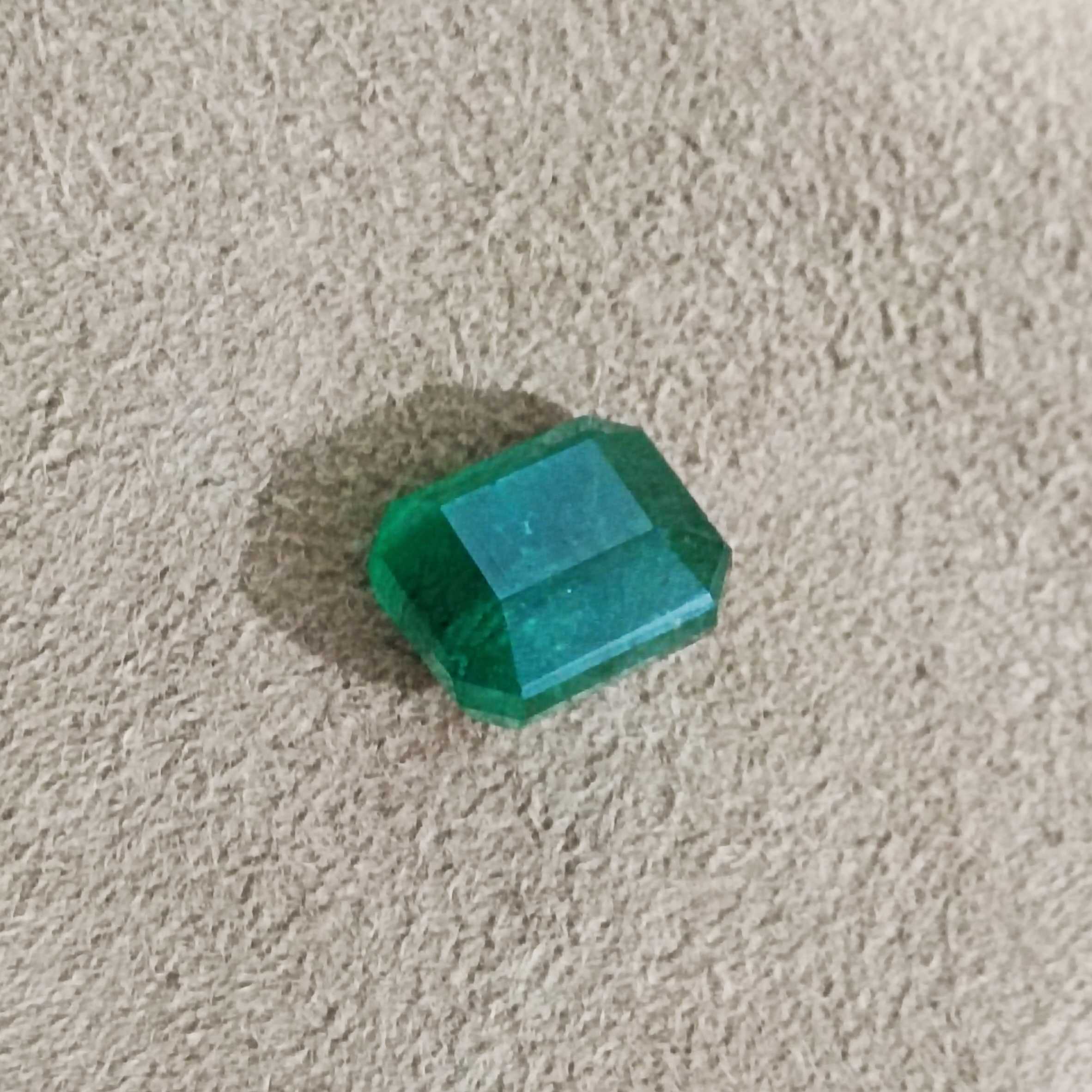 3.87ct GSI certified velvet spring green loose octagon emerald stone 8*9