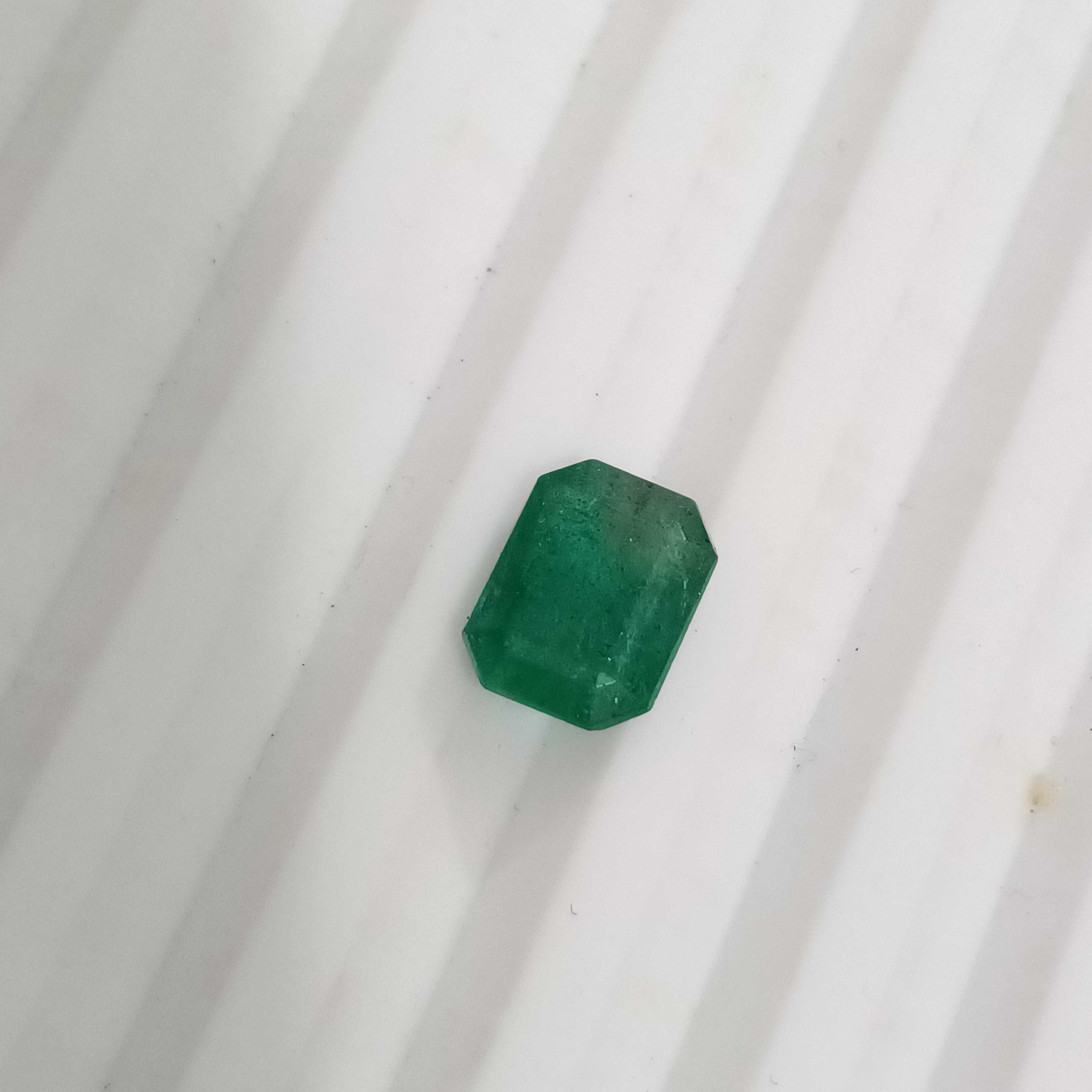 2.37ct certified deep natural velvet green octagon cut loose emerald gem