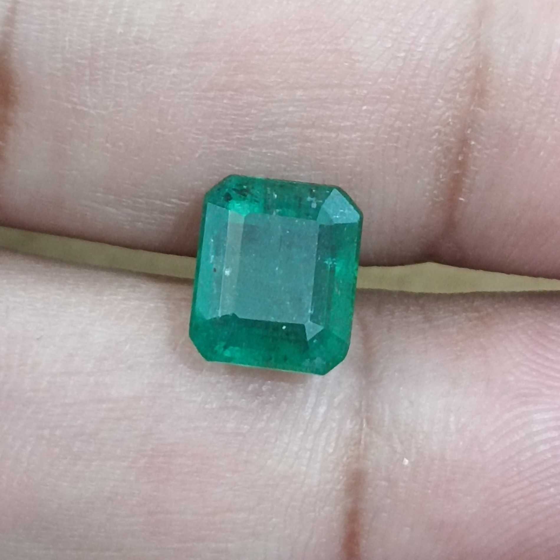 3.21ct GSI (USA) deep green Zambian octagon shape natural emerald gem