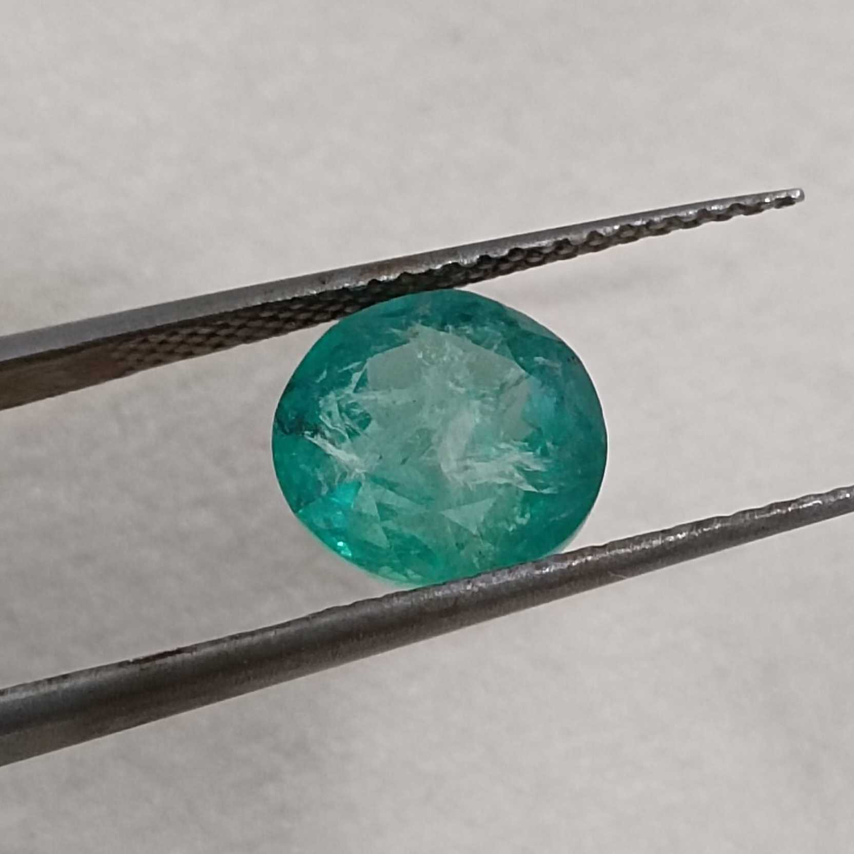 2.37ct GSI certified medium Colombian green round cut emerald 