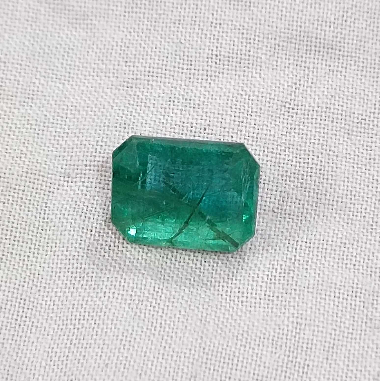 2.69ct GSI certified fine deep medium green octagon shape loose emerald stone/