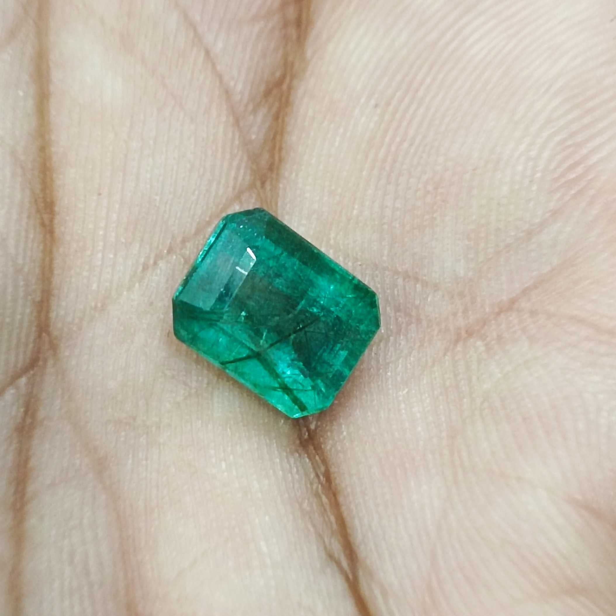 2.69ct GSI certified fine deep medium green octagon shape loose emerald stone