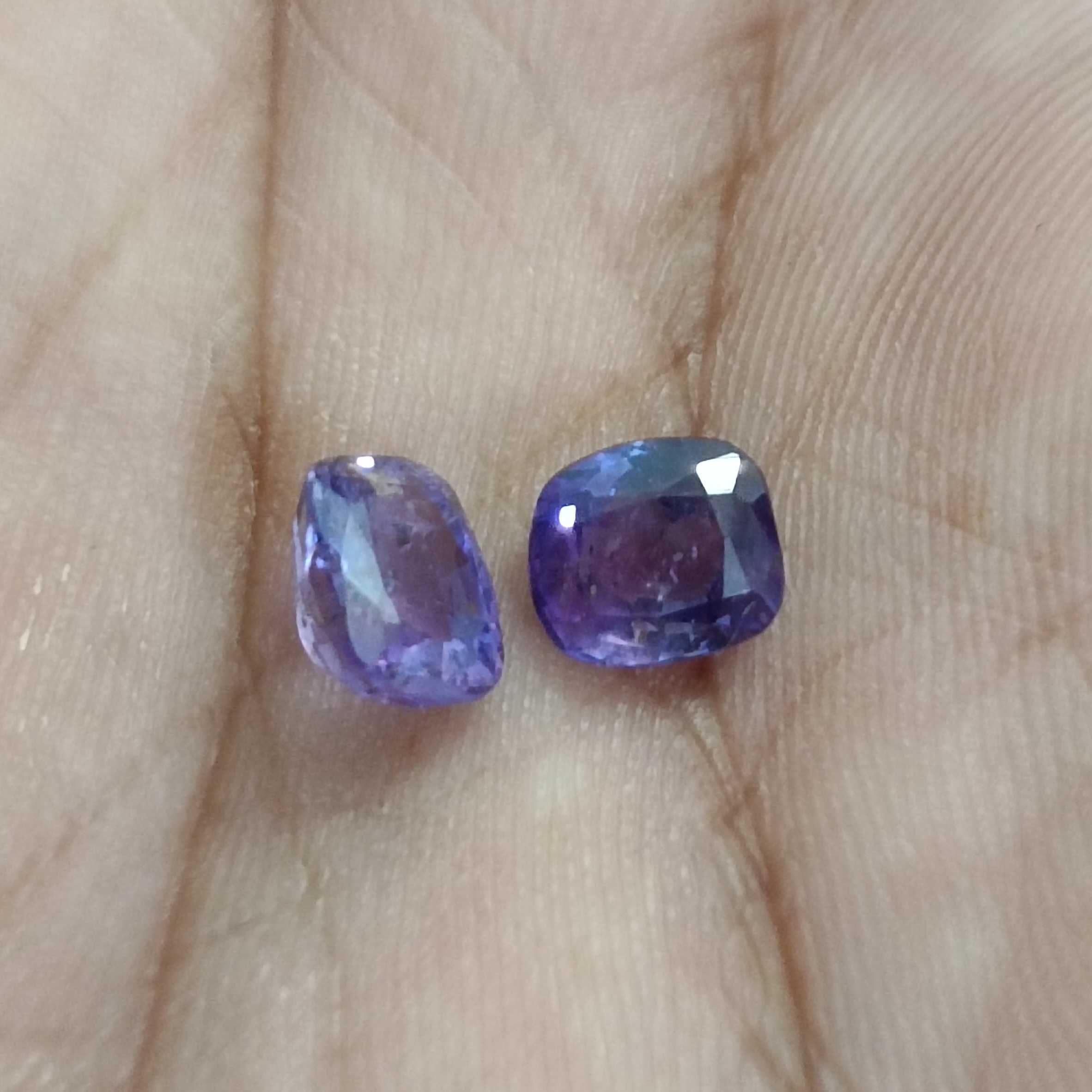2.91ct GSI certified color change deep purple blue sapphires NH