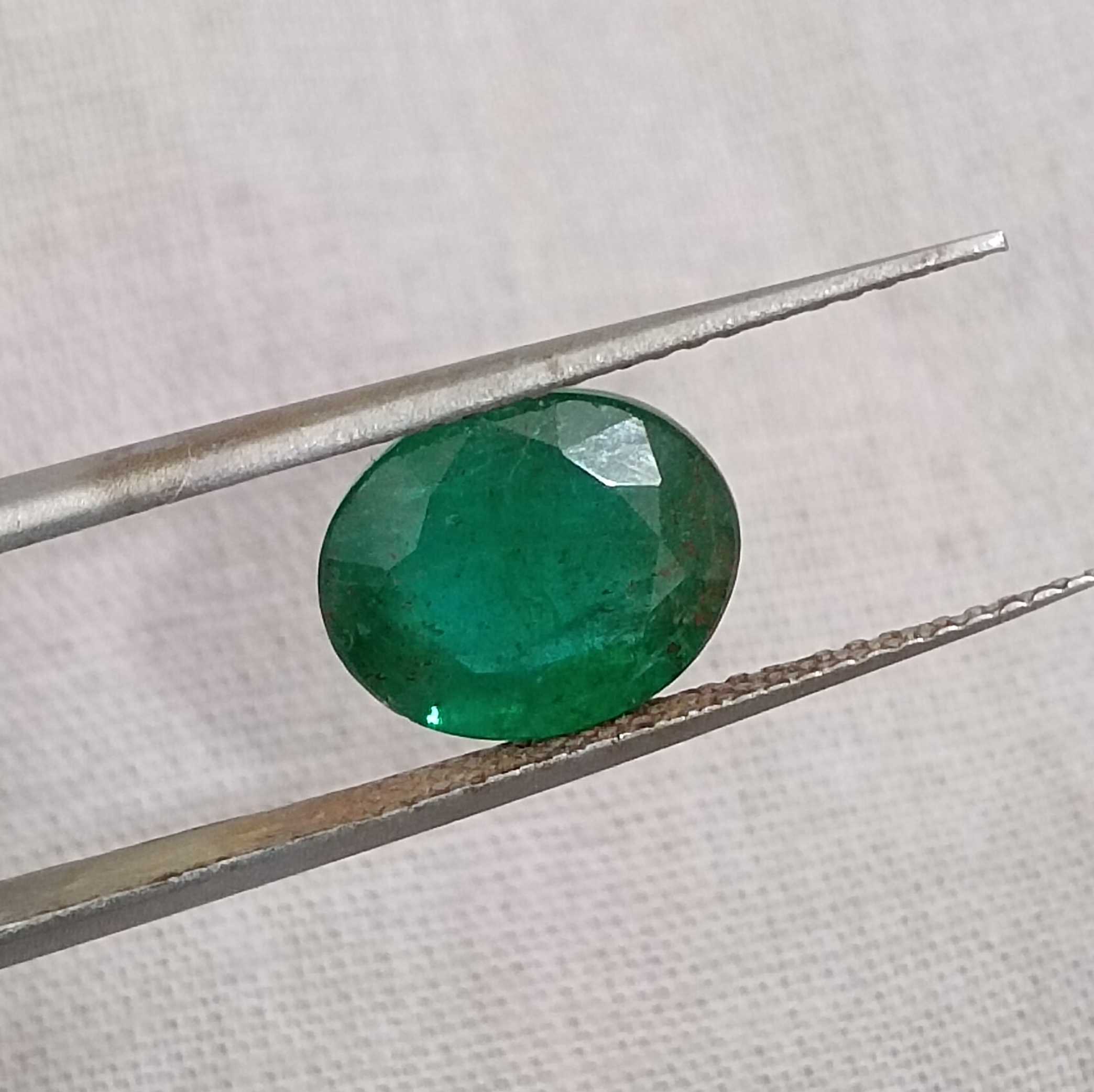 2.86ct natural pure dark green color oval cut emerald stone