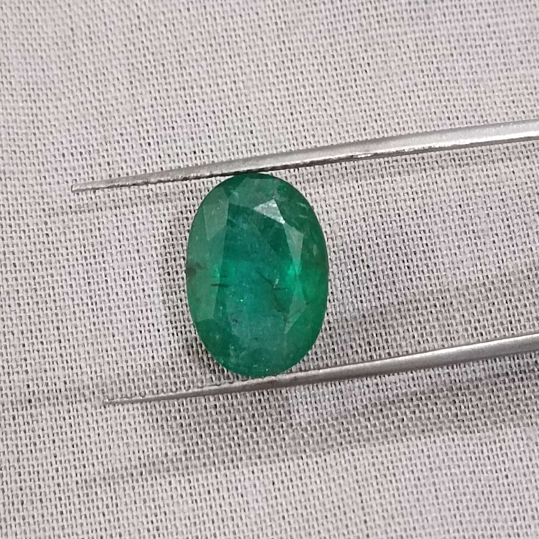 4.23ct certified pure deep natural green oval cut emerald gemstone