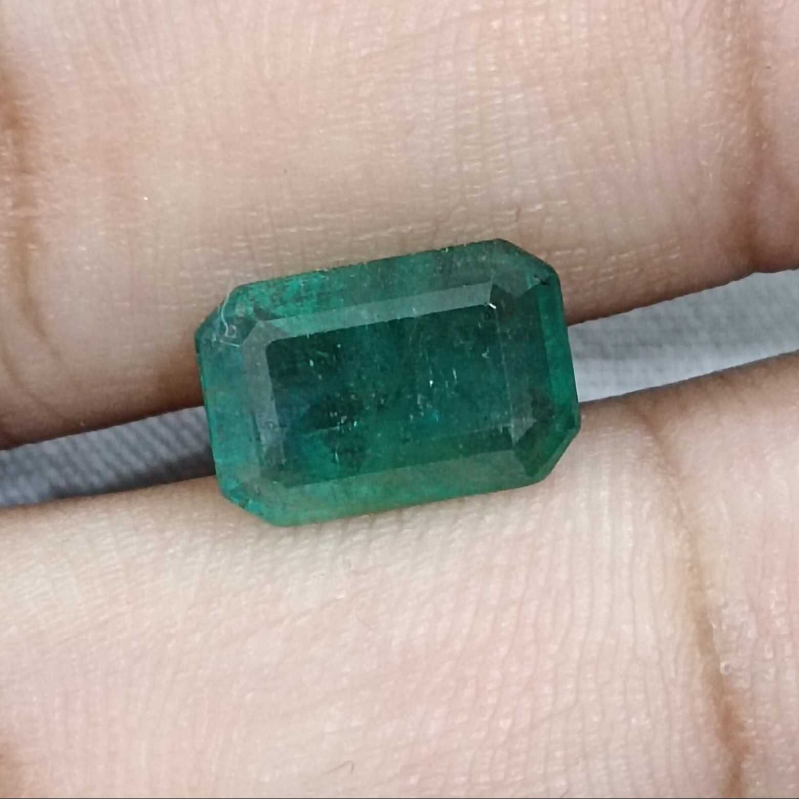 3.23ct GSI certified deep medium green Zambian emerald gemstone /