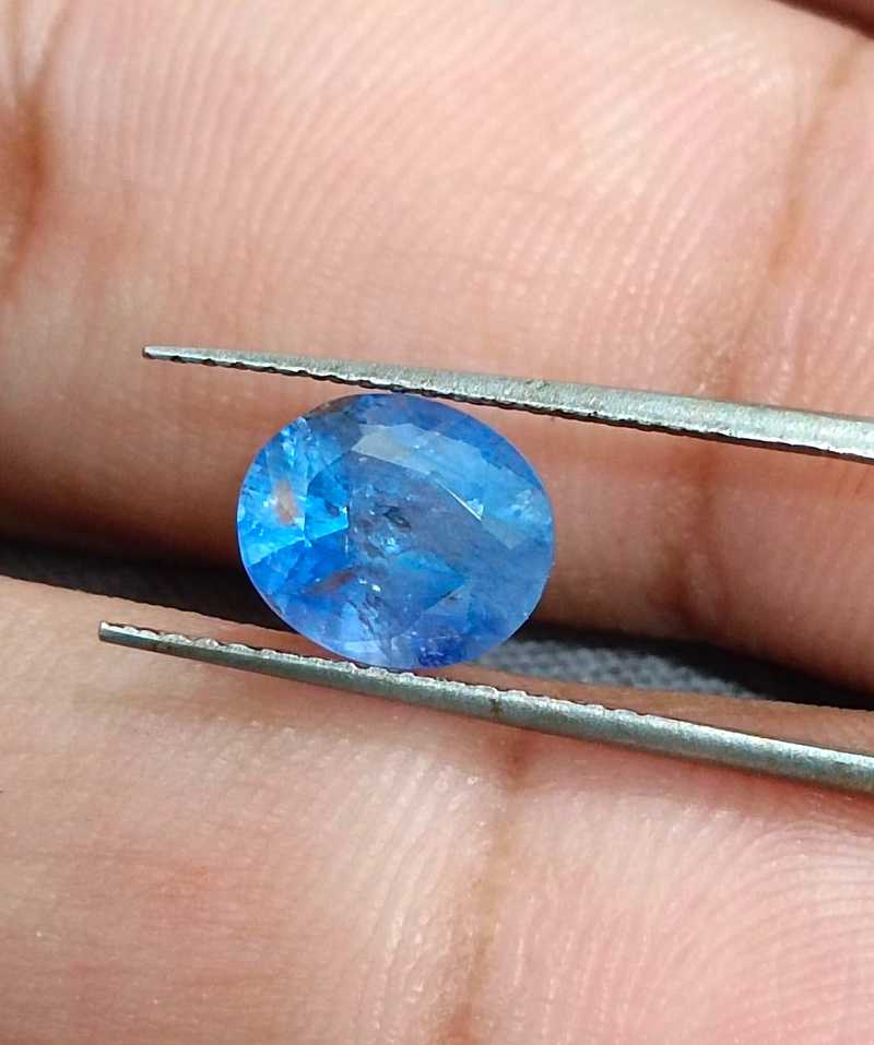 2.23ct certified oval cut Ceylon oval cut bright medium blue sapphire gemstone H