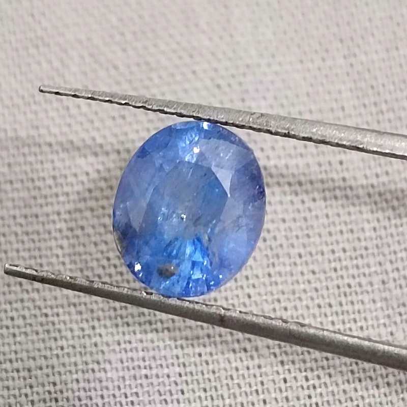 2.23ct certified oval cut Ceylon oval cut bright medium blue sapphire gemstone H/