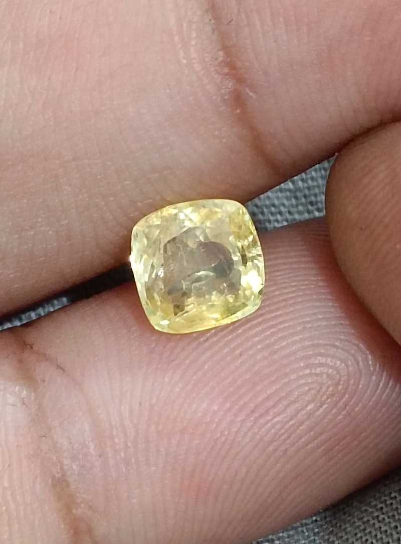 1.91ct GSI certified unheated cushion cut Ceylon intense yellow sapphire gem