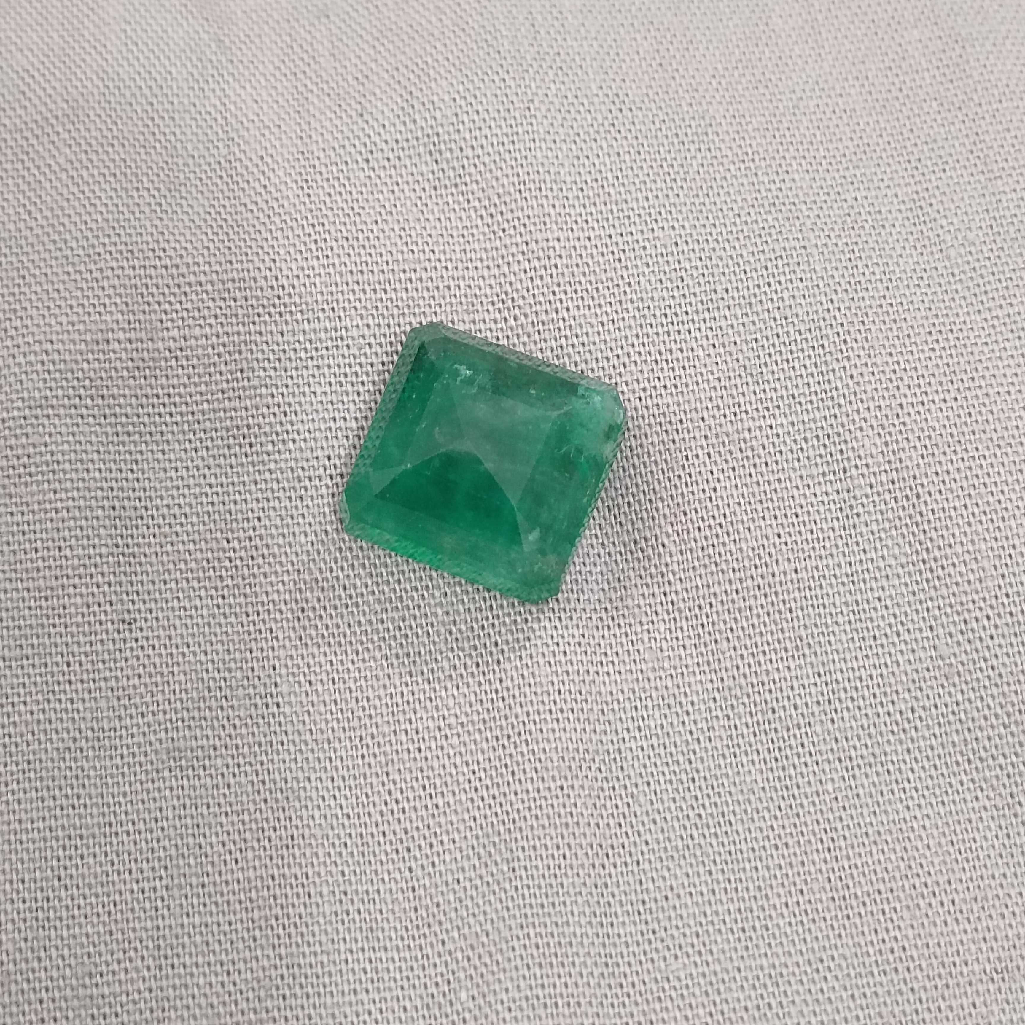 10.81ct GSI certified pure spring green color octagon cut natural Swat emerald gemstone