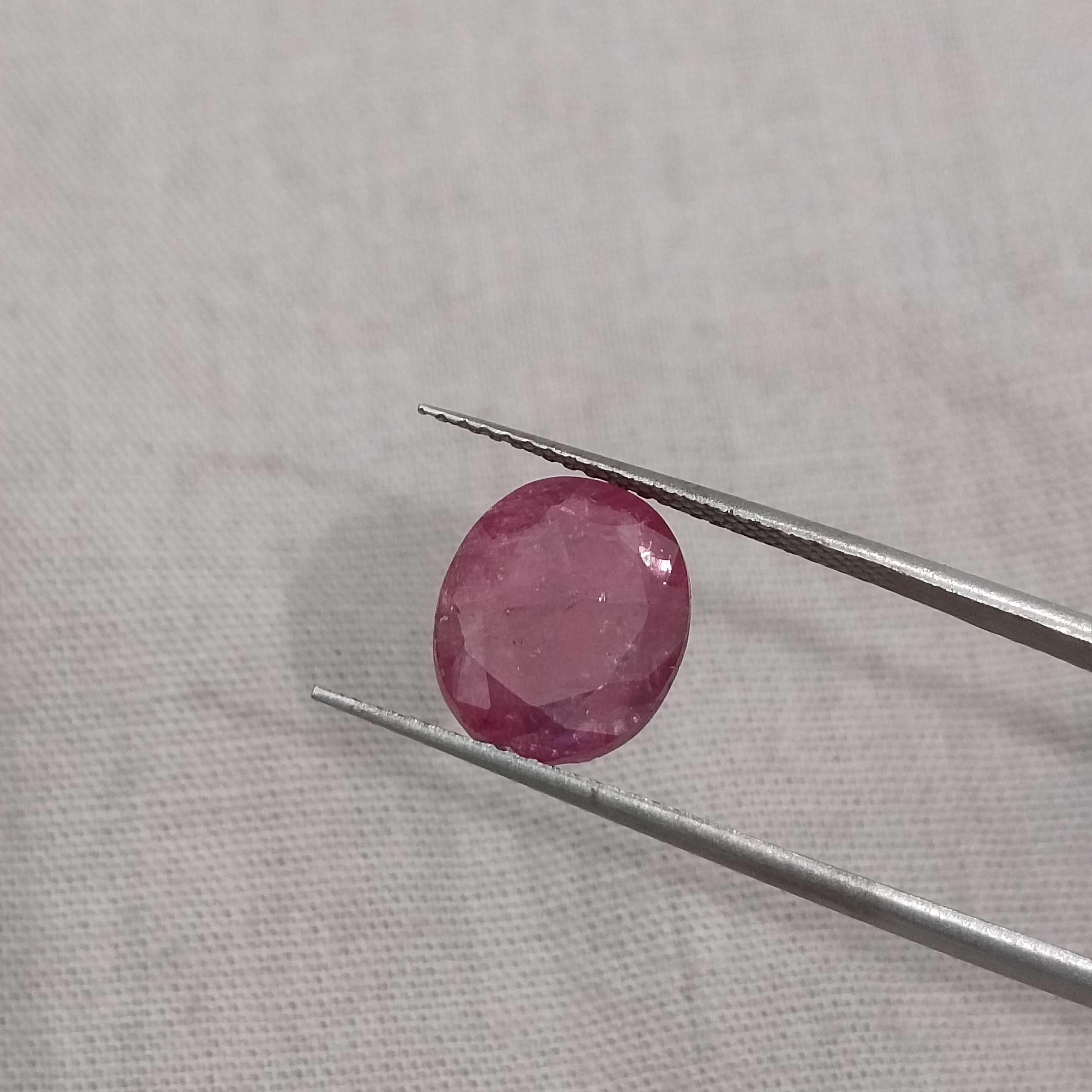 4.92ct GSI certified unheated oval cut Mozambique ruby gemstone 