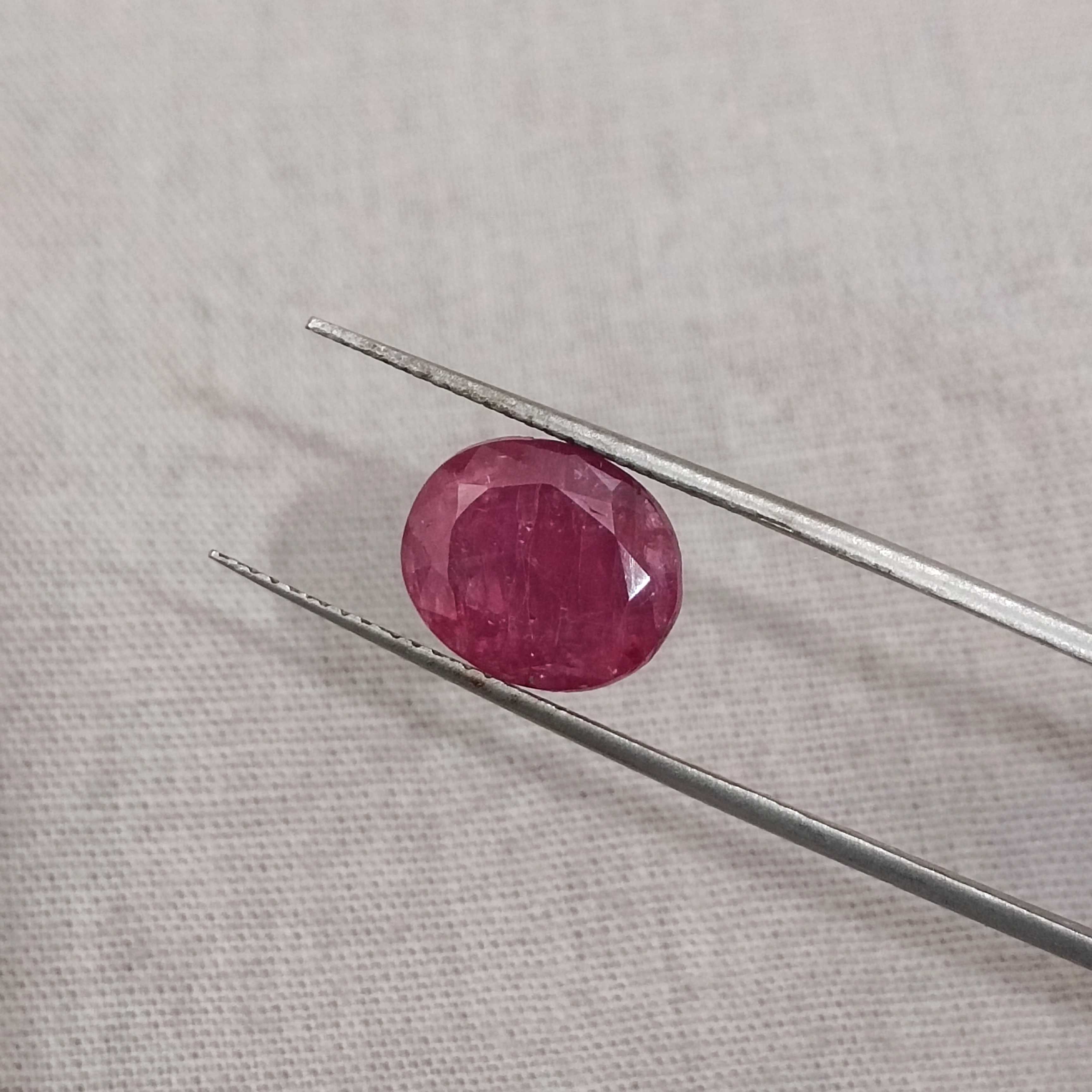 4.92ct GSI certified unheated oval cut Mozambique ruby gemstone 