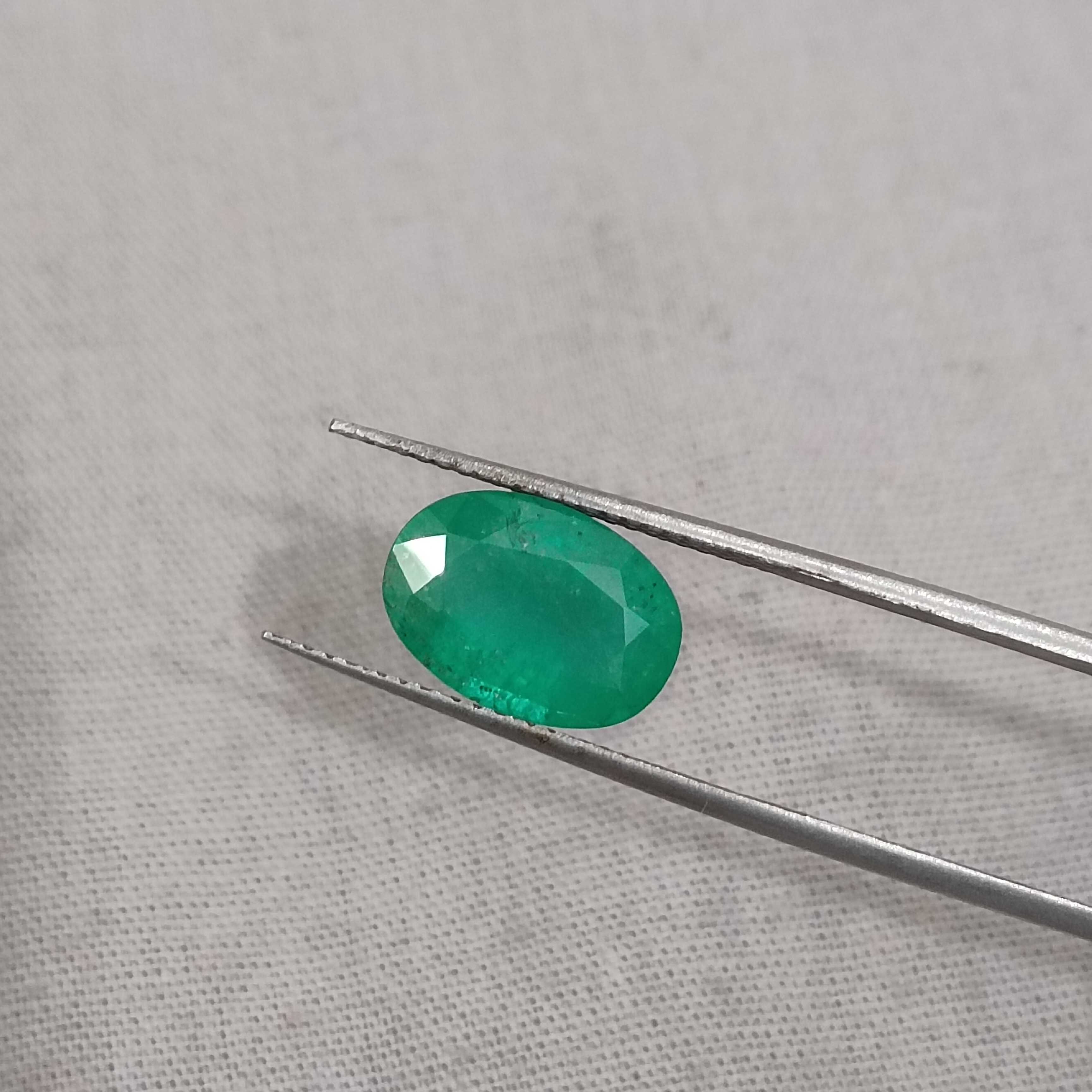 2.48ct GSI certified medium grass green oval cut  Pakistan origin emerald stone