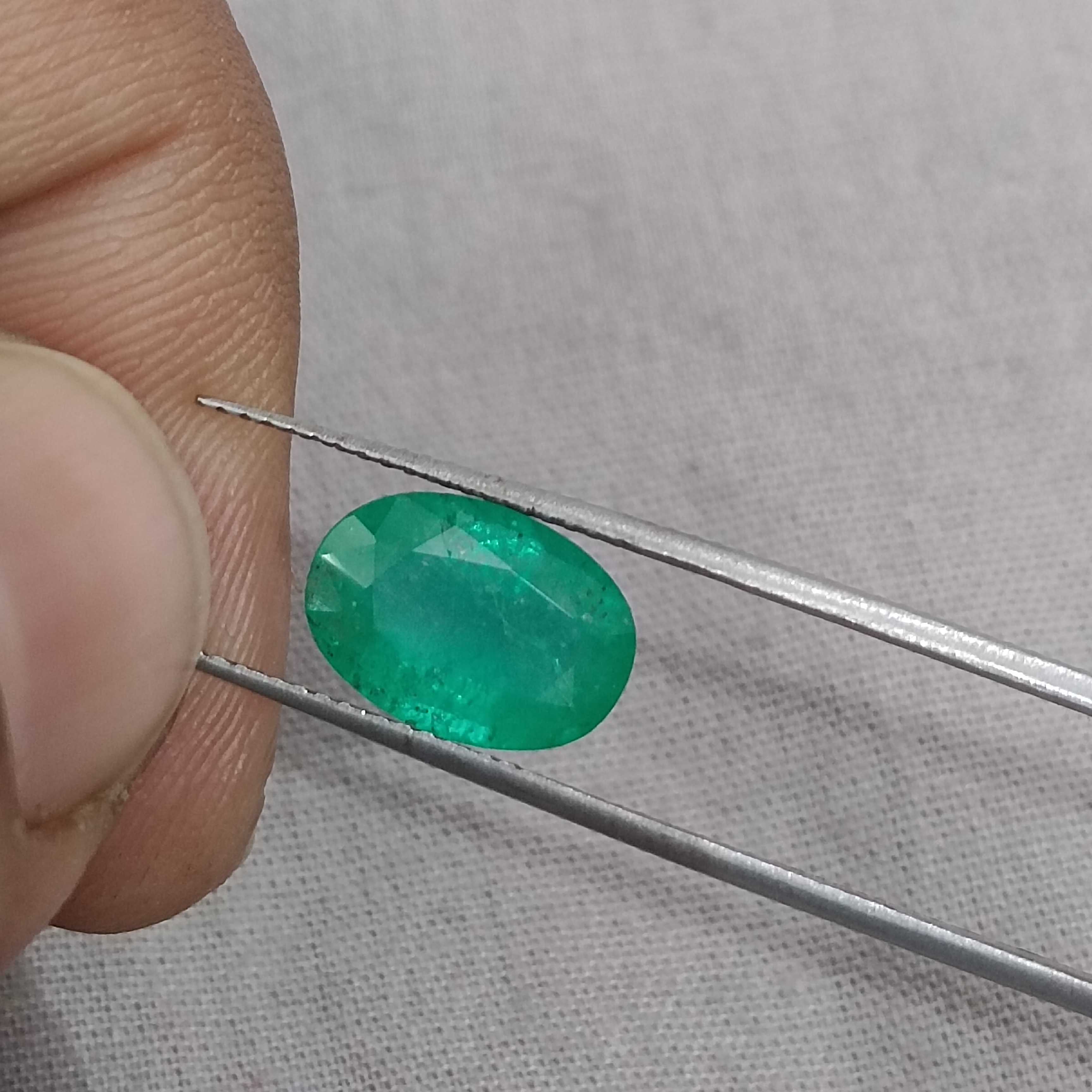 2.48ct GSI certified medium grass green oval cut  Pakistan origin emerald stone