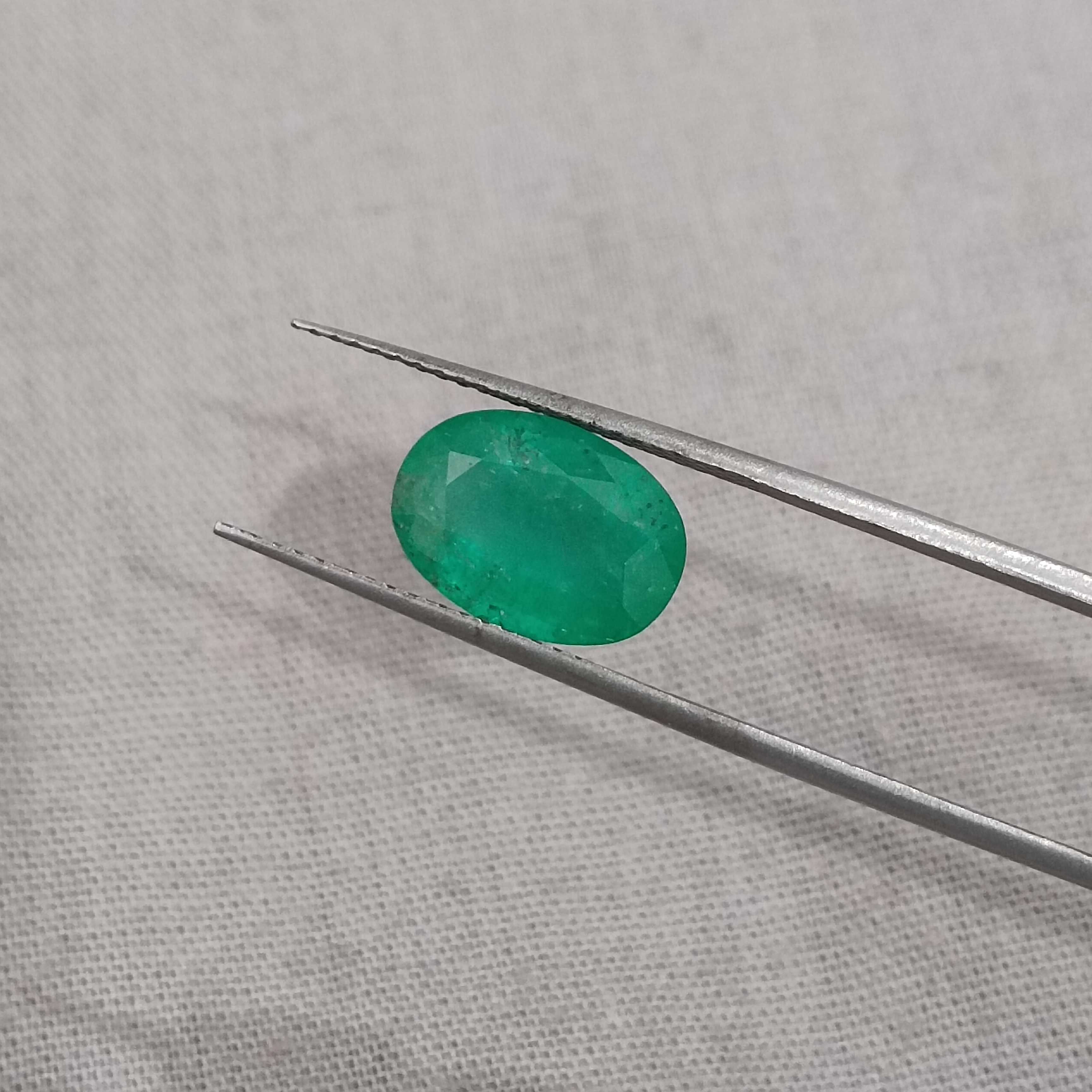 2.48ct GSI certified medium grass green oval cut  Pakistan origin emerald stone
