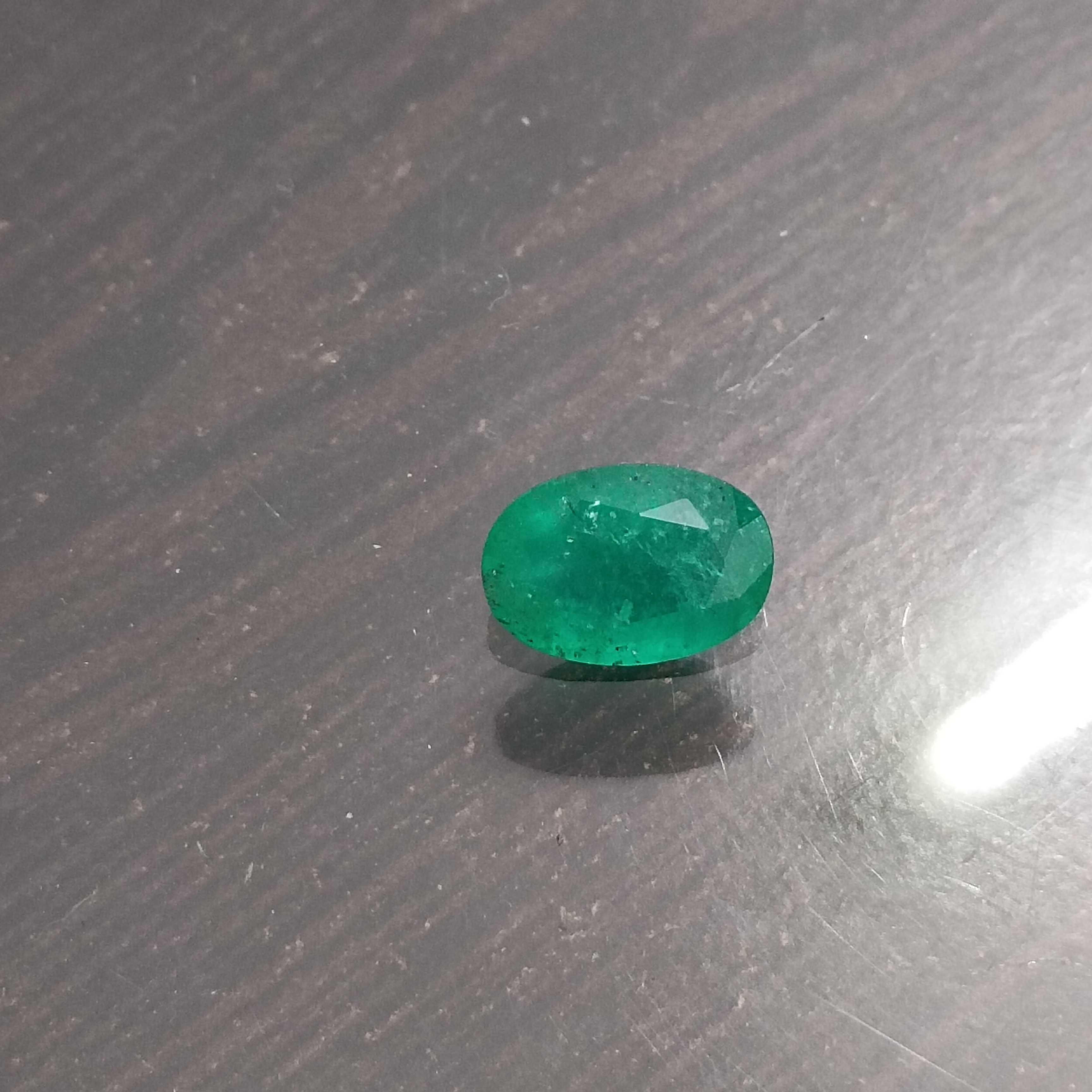 2.48ct GSI certified medium grass green oval cut  Pakistan origin emerald stone