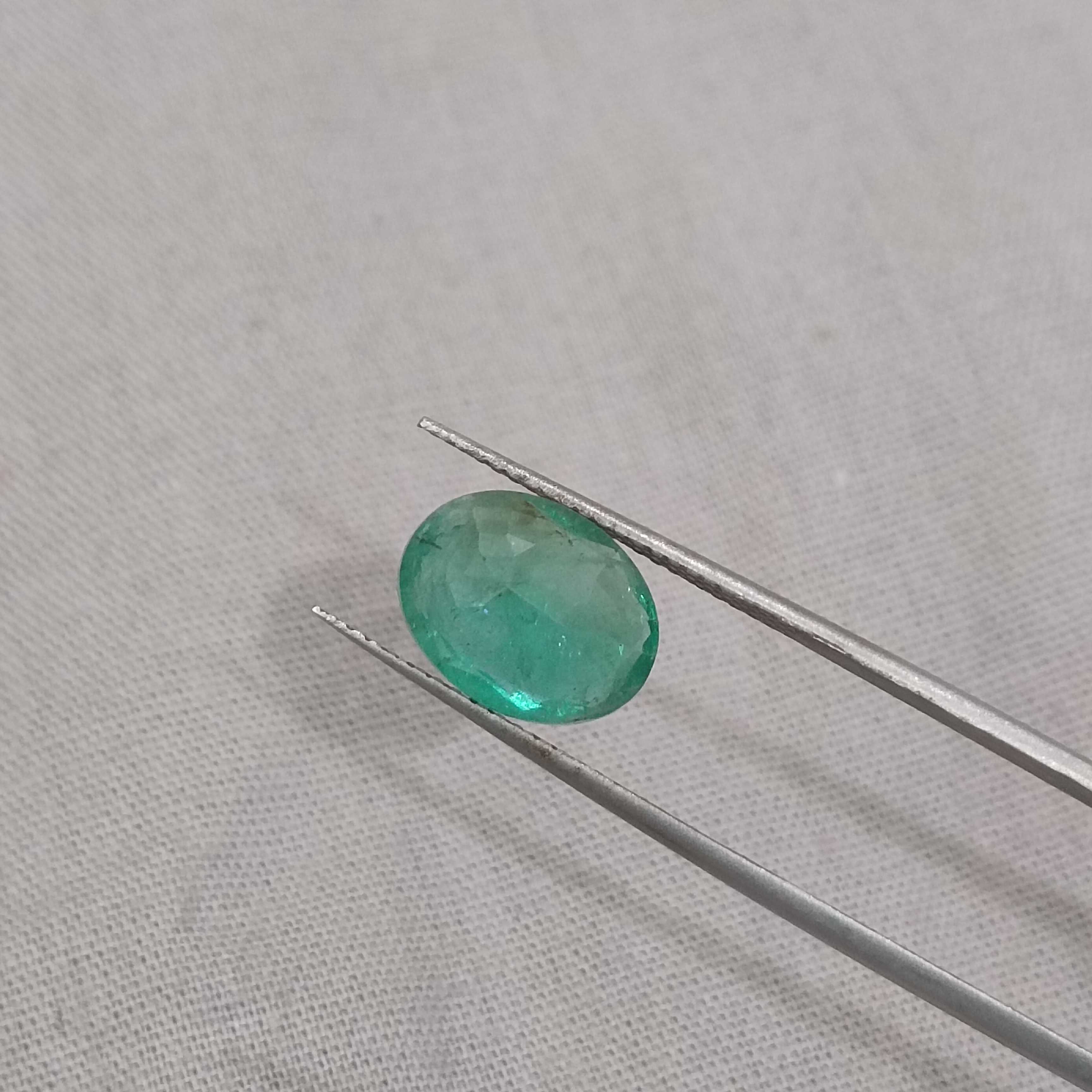 2.72ct GSI certified mint leaf green loose oval cut emerald gemstone 