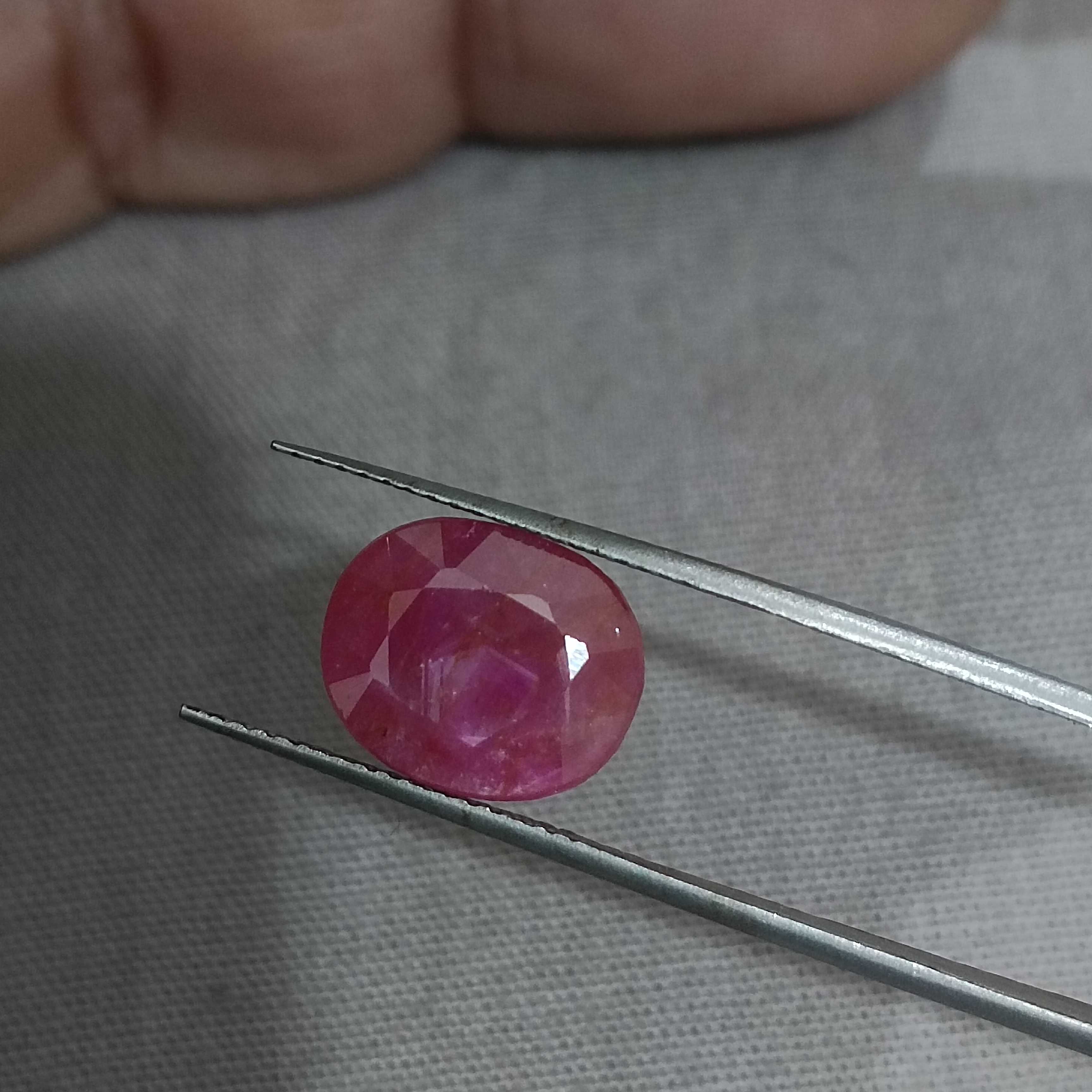 4.54ct GSI (USA) certified unheated oval ruby gemstone 