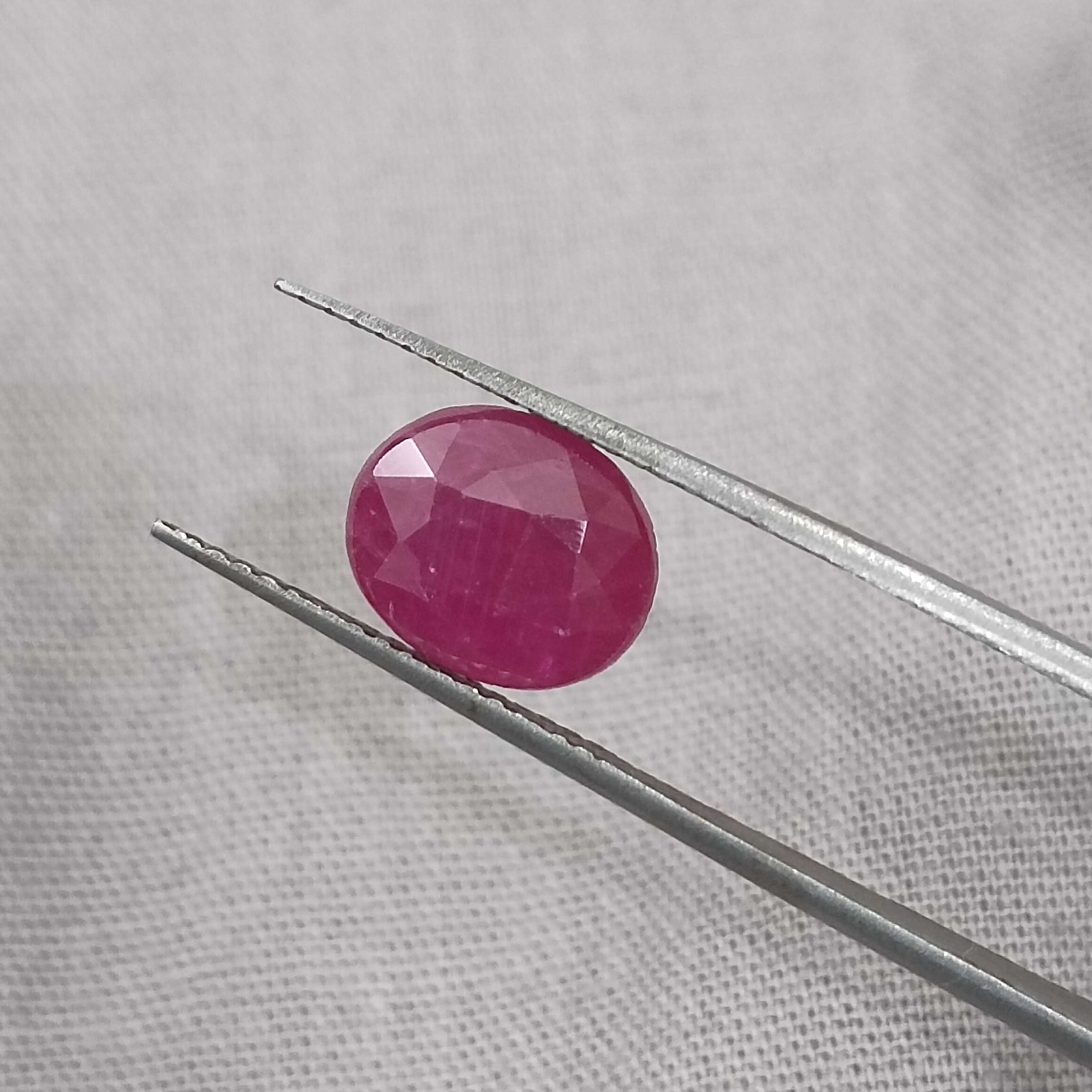 2.35ct GSI certified deep pinkish red oval cut Guiena origin ruby gemstone 