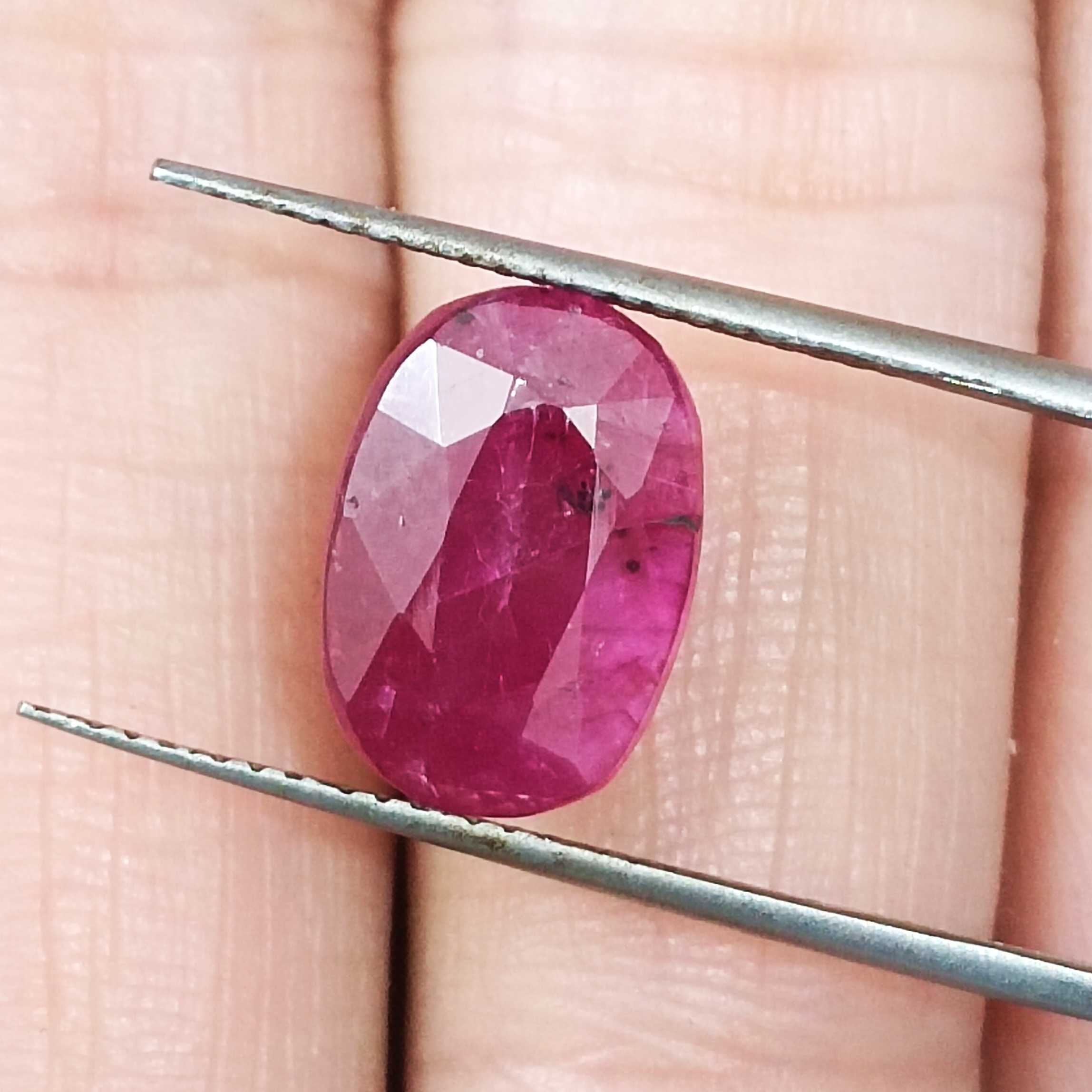 4.38ct GSI certified glossy red untreated oval cut African ruby stone/