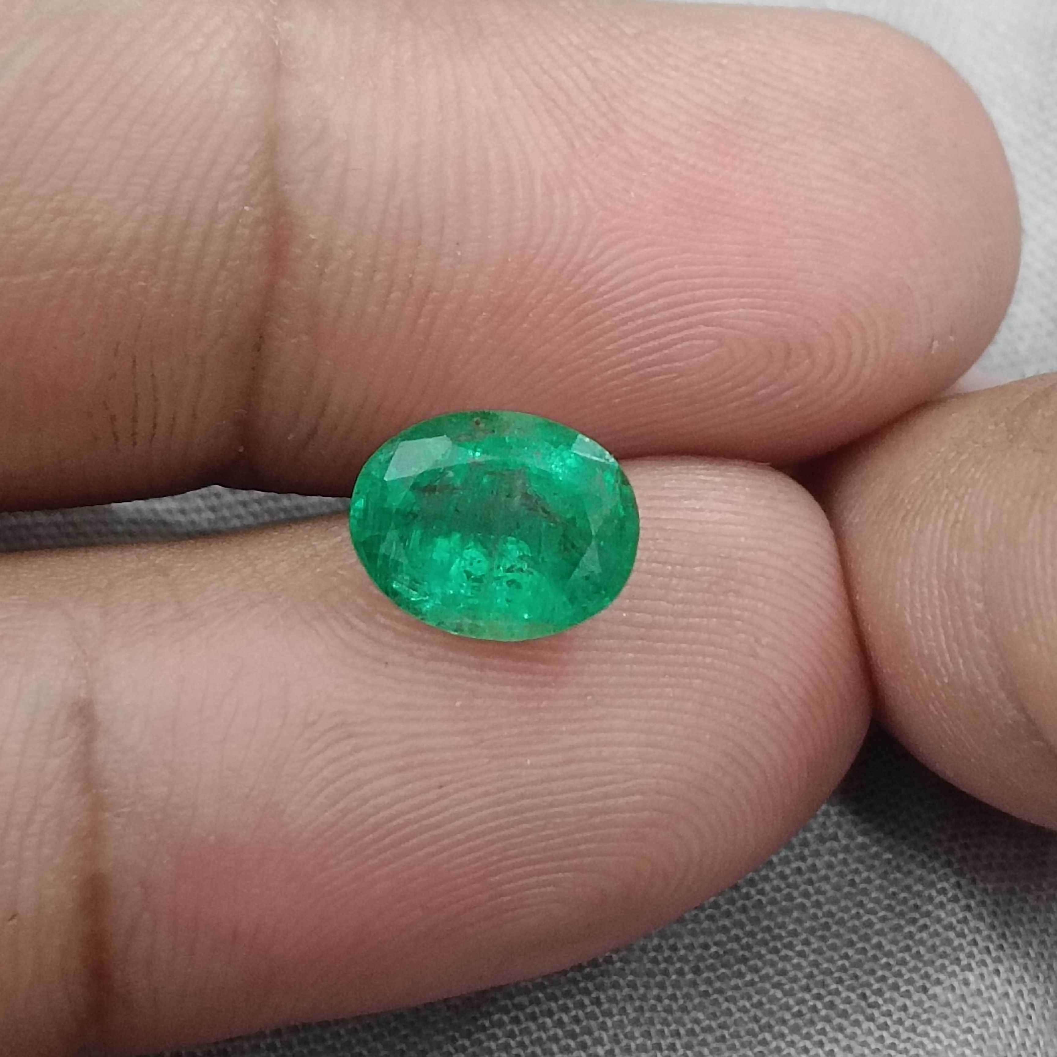 1.83cts certified spring green oval cut emerald stone 