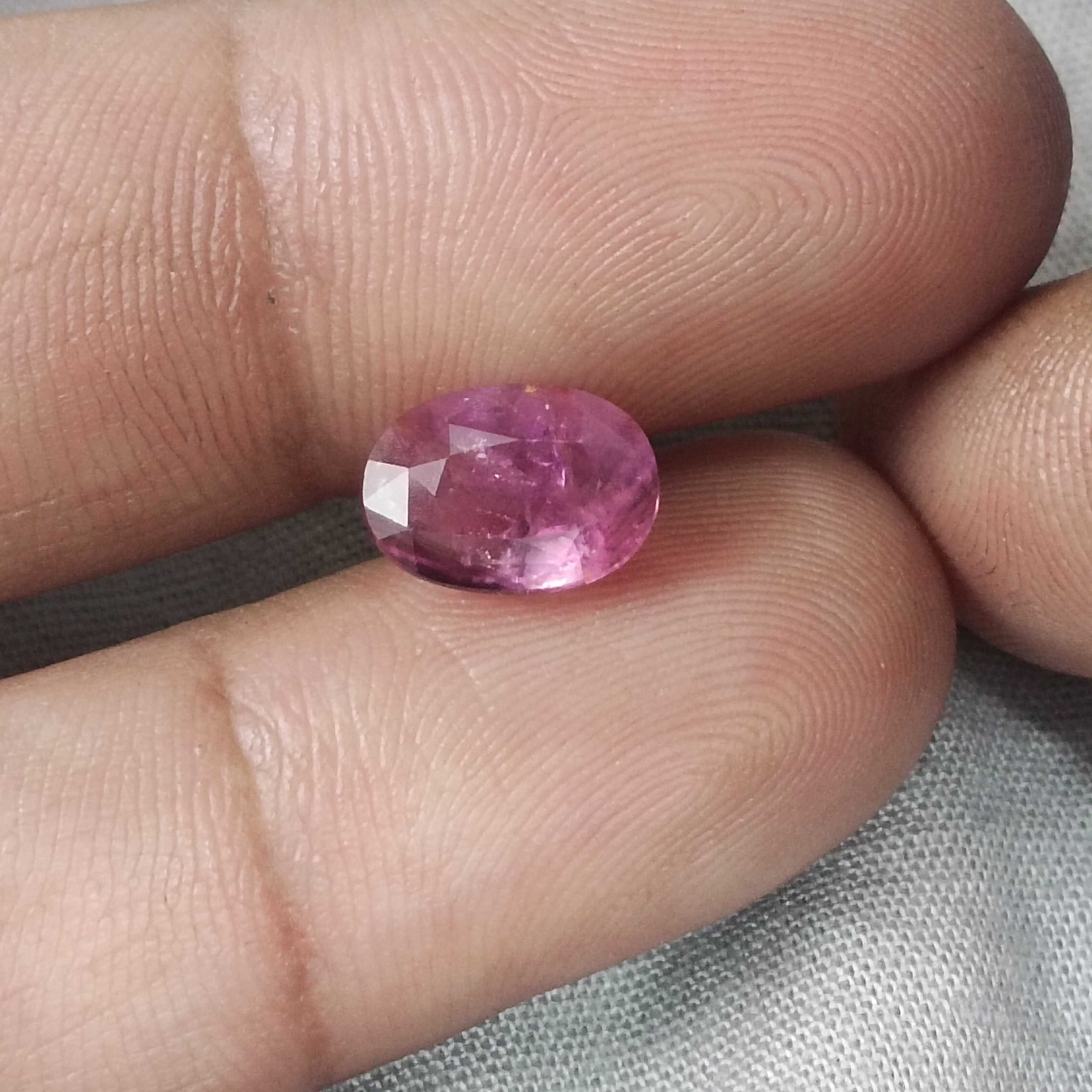 3.29cts GSI certified unheated oval shape pink purple sapphire 