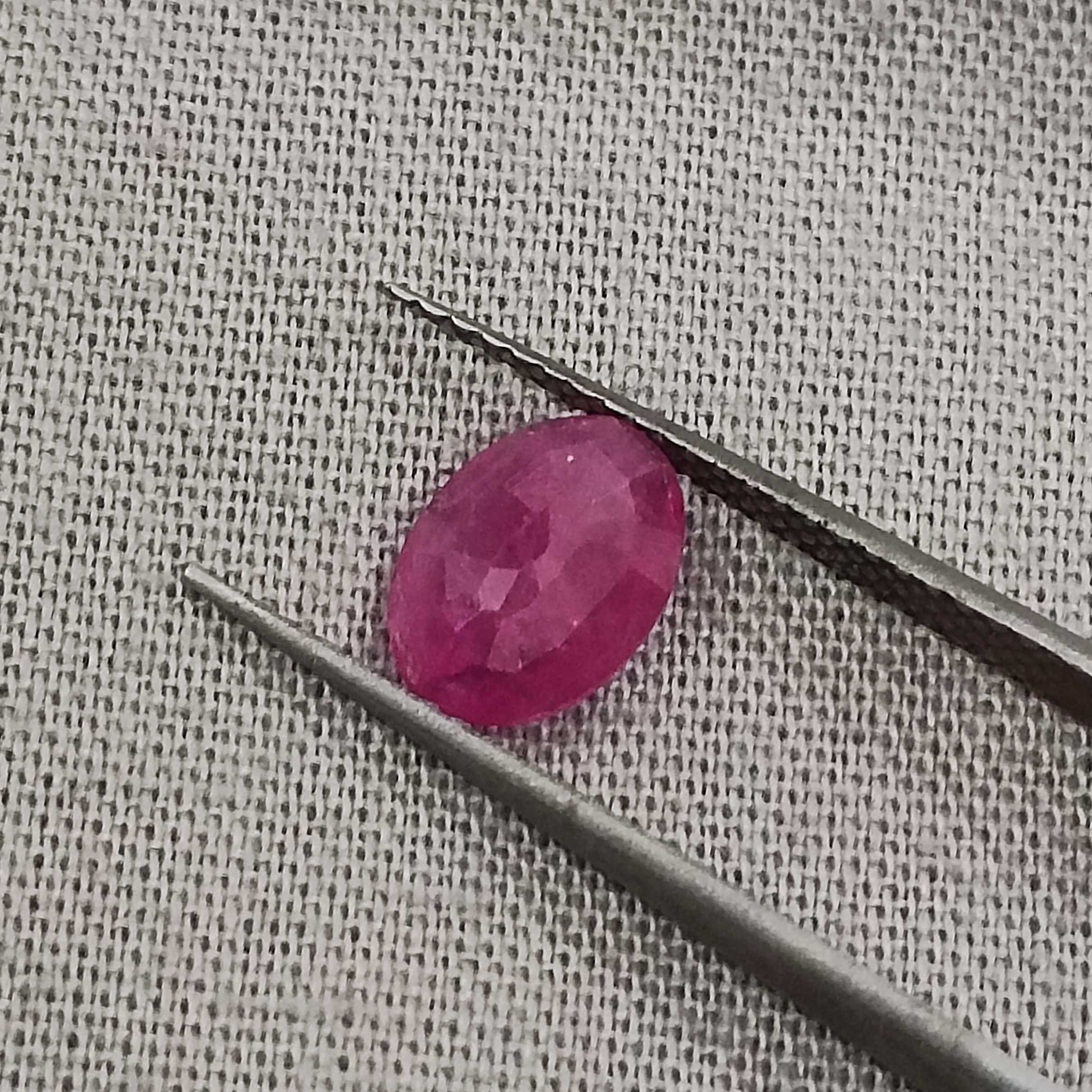 1.08cts GSI certified pinkish red unheated oval cut ruby stone