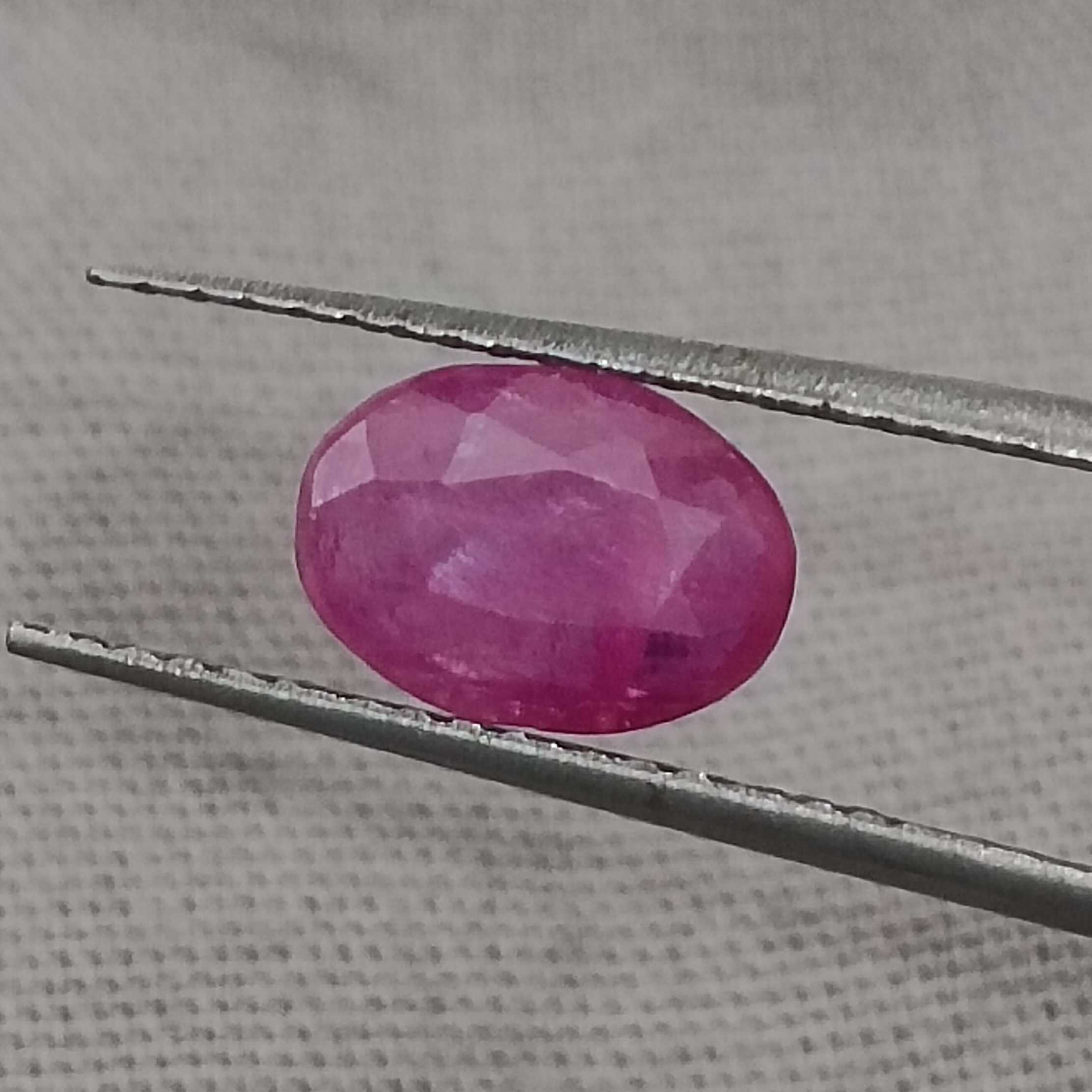 1.26cts GSI certified pinkish red oval cut unheated ruby /