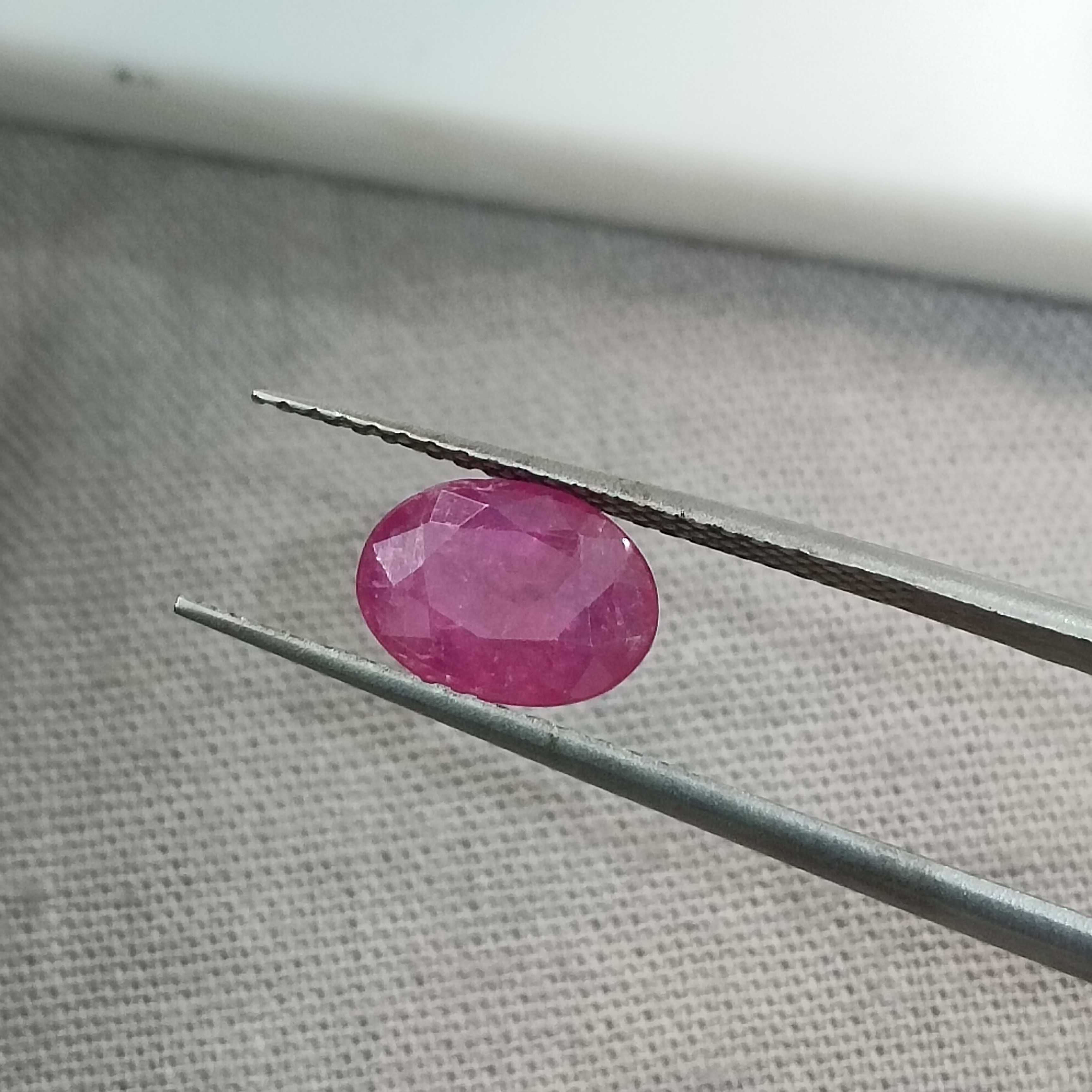 1.29cts GSI certified oval shape transparent untreated natural African ruby gemstone 
