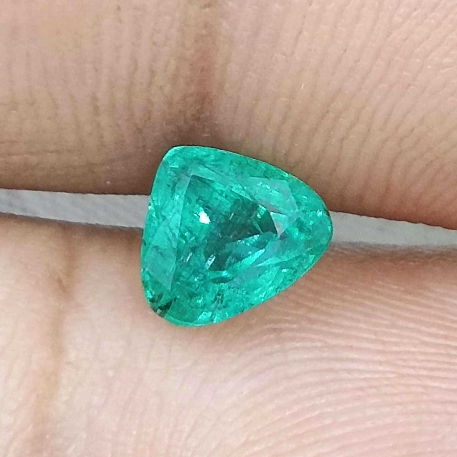1.20cts high luster pastel bluish green modified heart cut emerald gem/