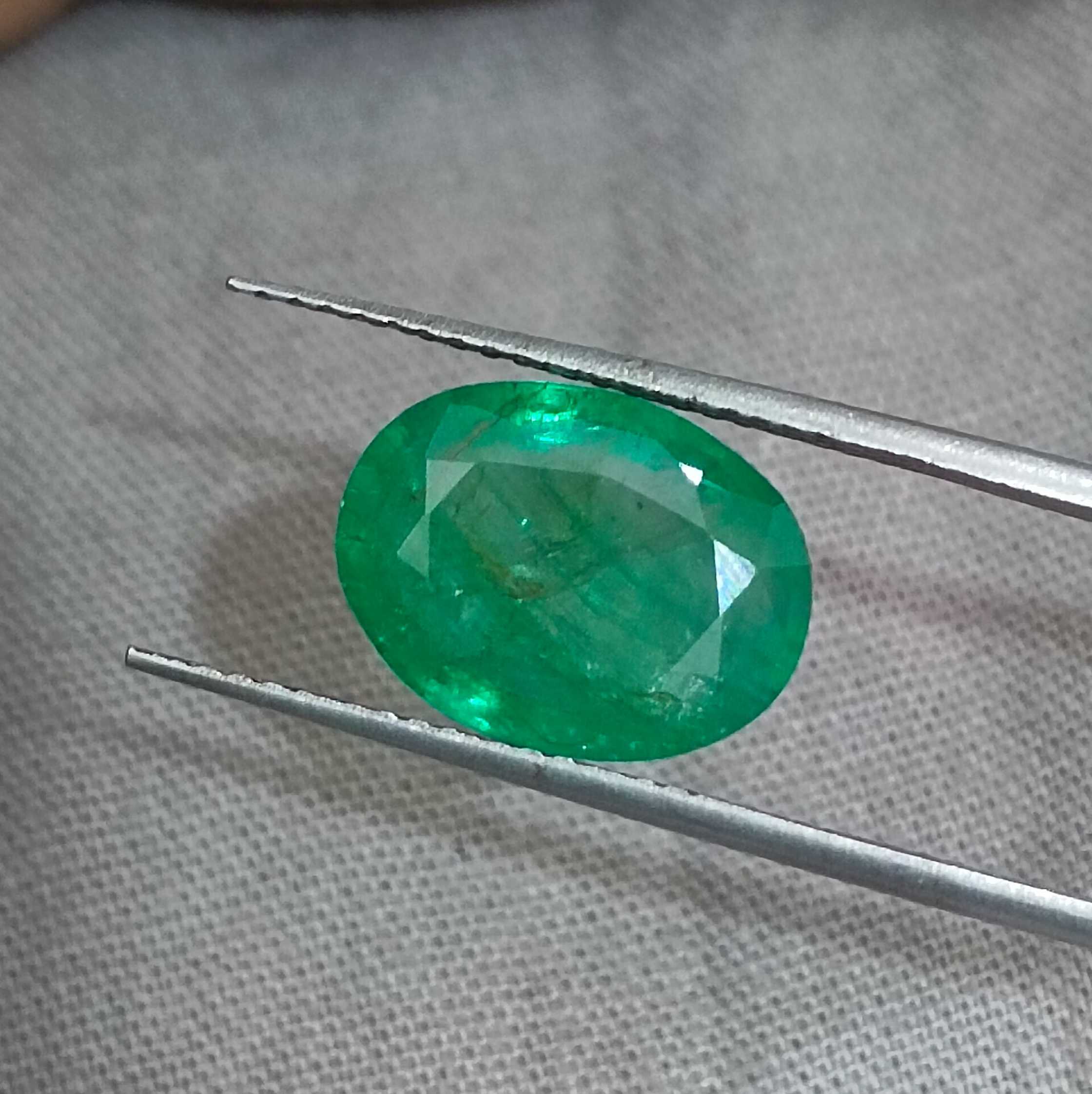 4.13ct certified natural spring green oval mix cut Swat emerald R