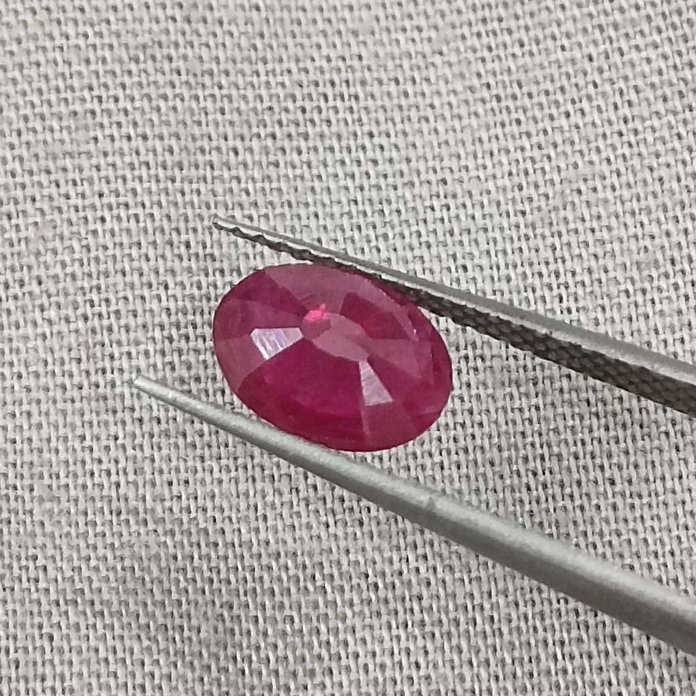 1.10cts GSI certified natural deep maroon red oval cut African ruby gem 