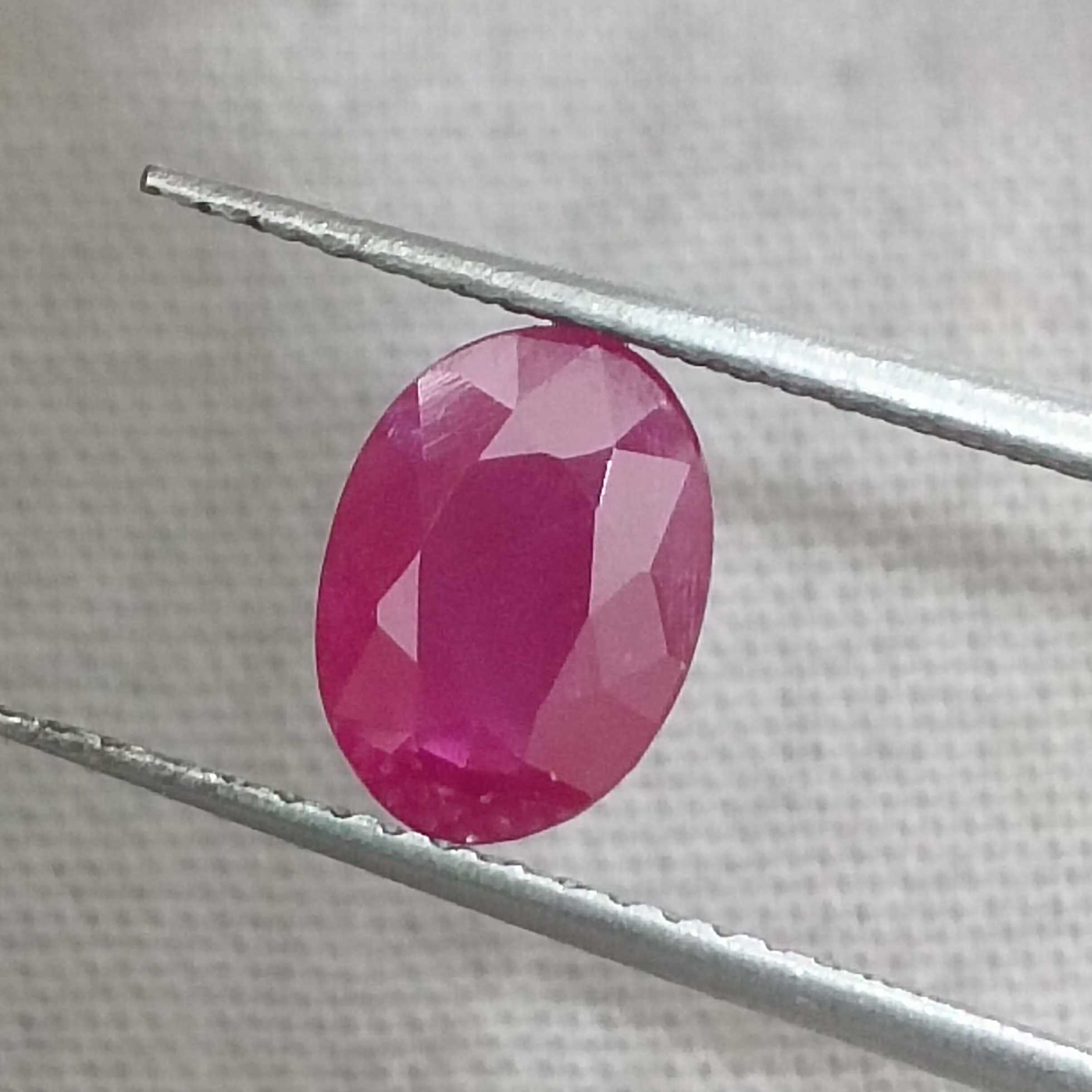 1.32ct GSI certified deep colour oval cut unheated ruby gemstone /