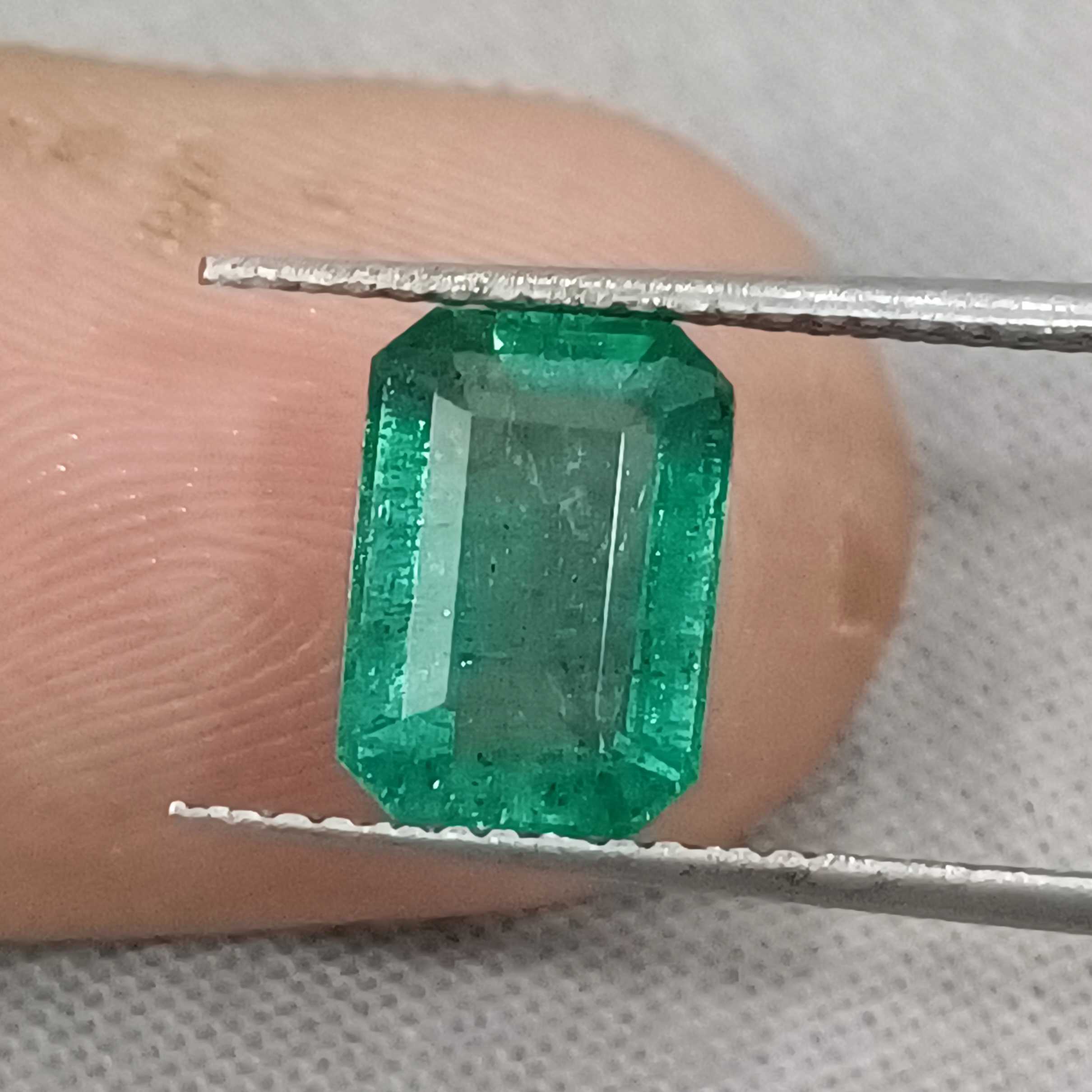 2.14cts GSI certified deep golden green octagon cut emerald gemstone /