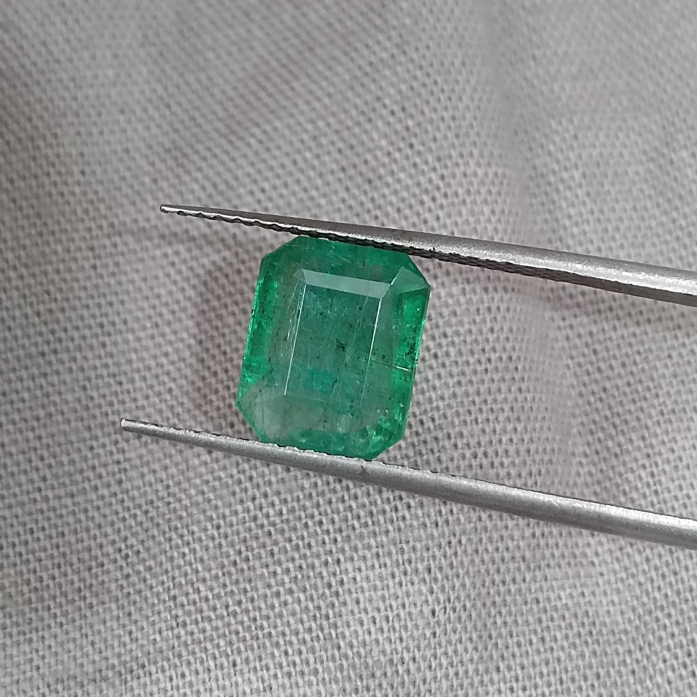 2.37cts GSI certified grass green octagon cut emerald gem /